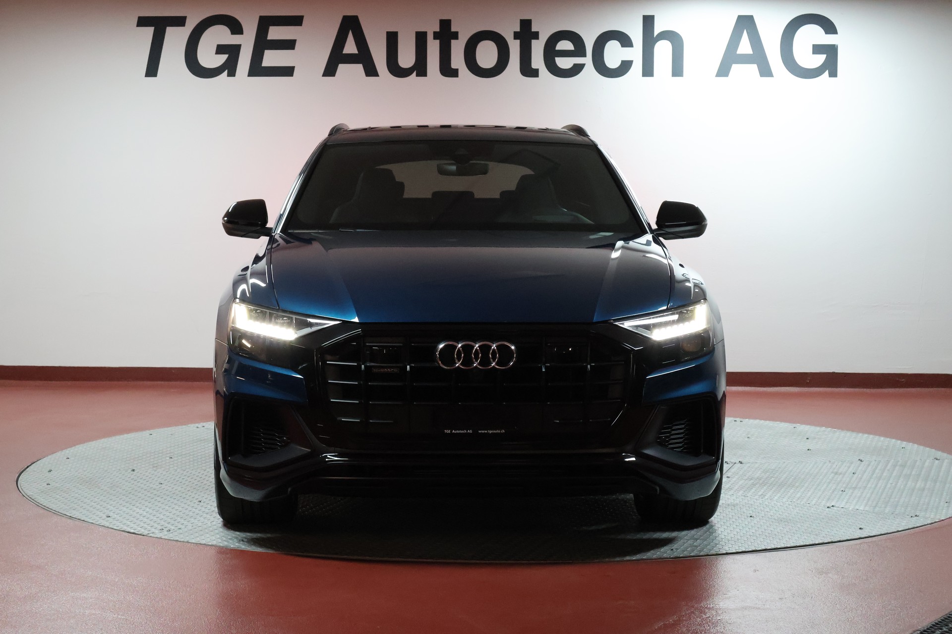 AUDI Q8 50 TDI quattro tiptronic-image-1
