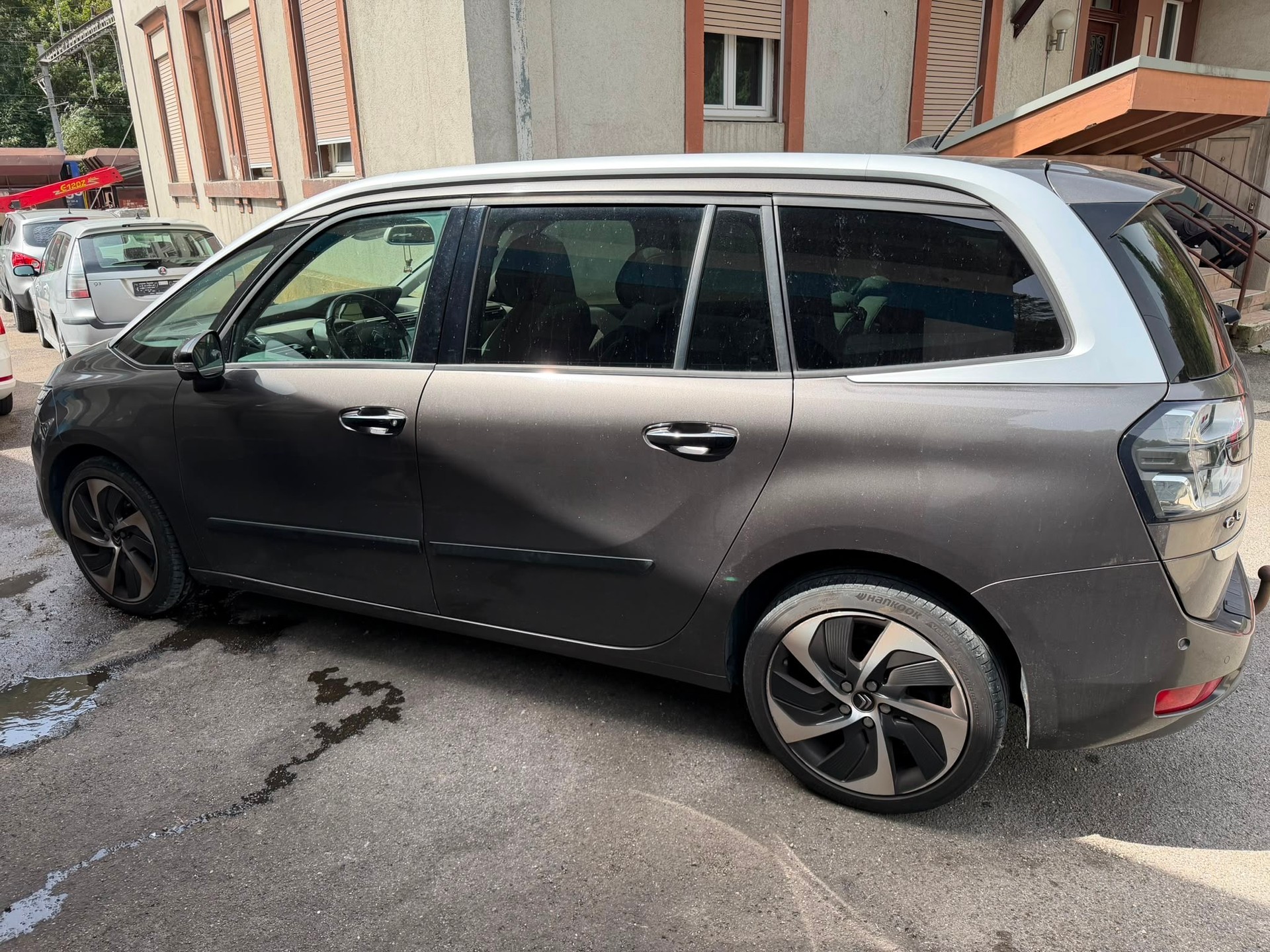 CITROEN Grand C4 Picasso 1.6i 16V THP Shine EAT6-image-4