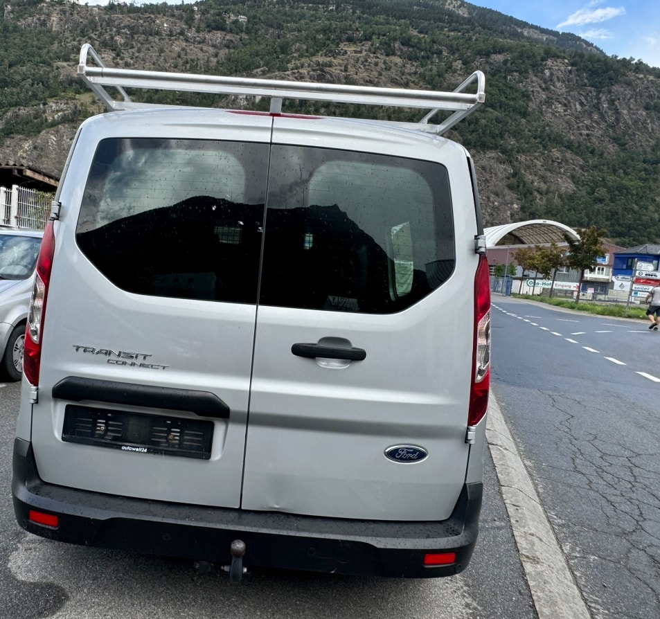 FORD Transit Connect Van T230 DCIV 1.5 EcoBlue Ambi. A-image-4