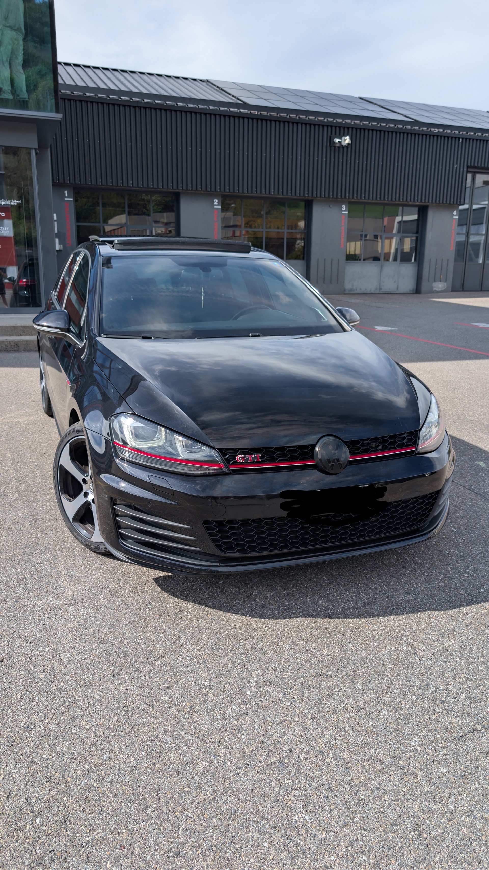 VW 2.0 TSI GTI Performance DSG-image-0