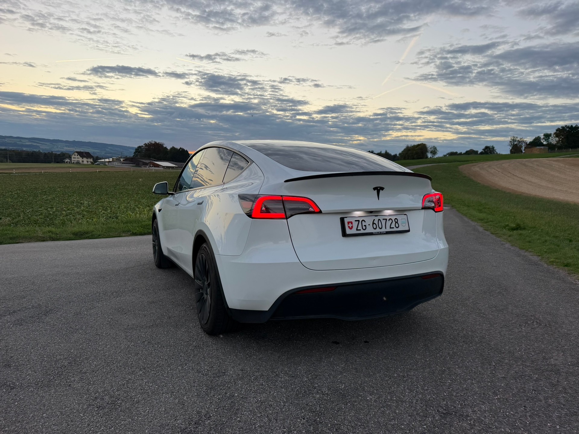 TESLA Hinterradantrieb-image-5