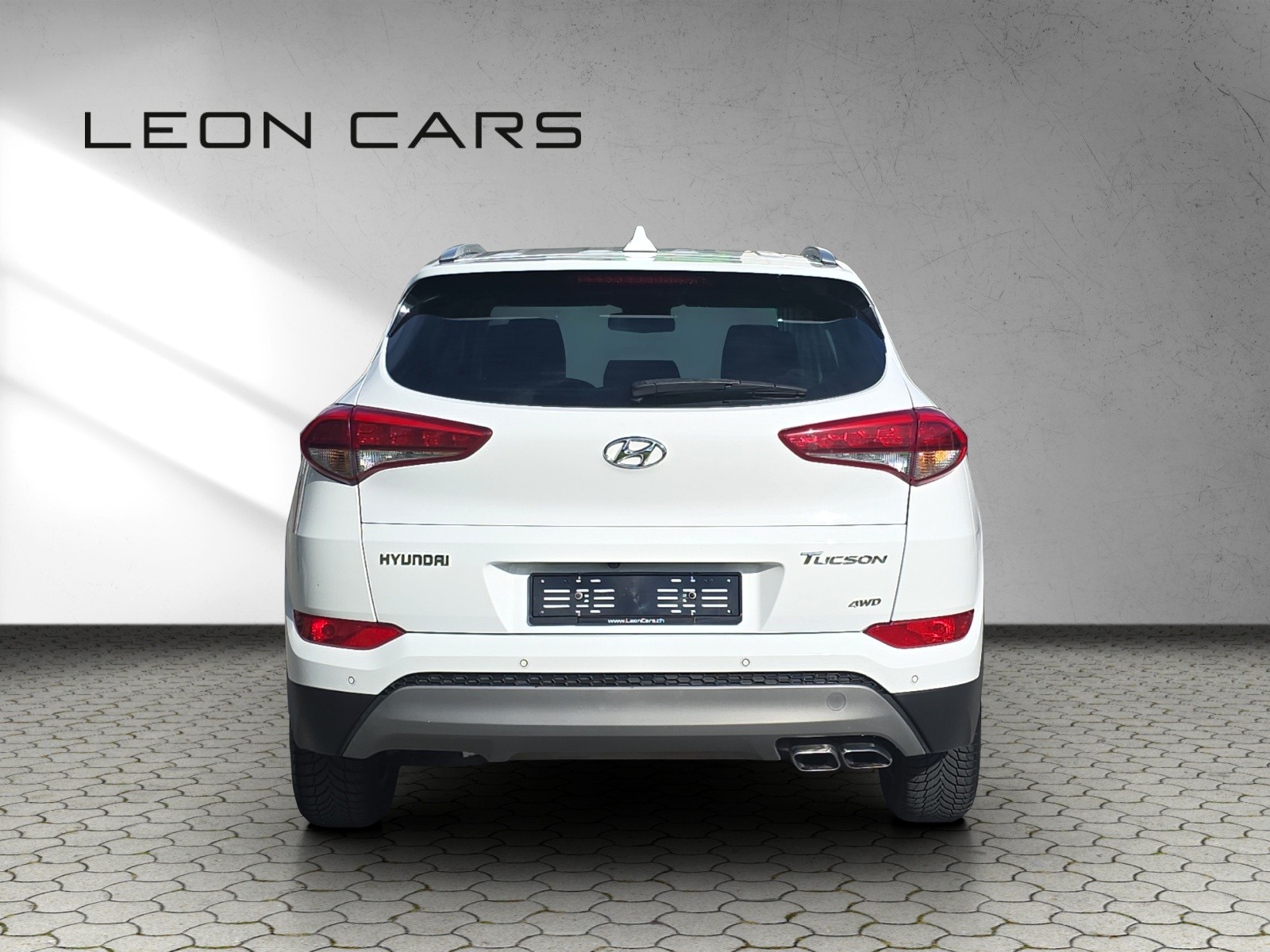 HYUNDAI Tucson 2.0 CRDI Plena 4WD Automatic-image-5