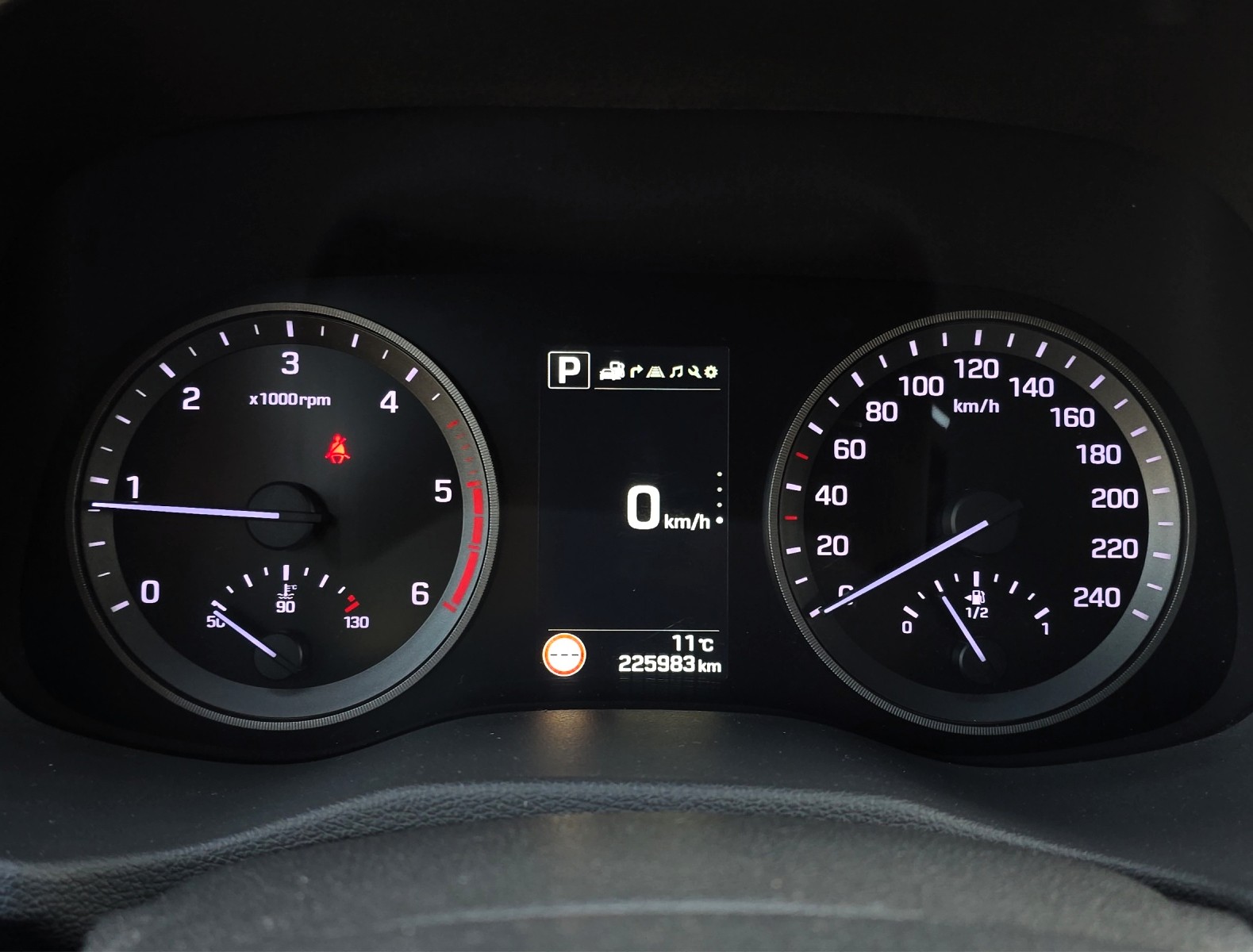 HYUNDAI Tucson 2.0 CRDI Plena 4WD Automatic-image-18