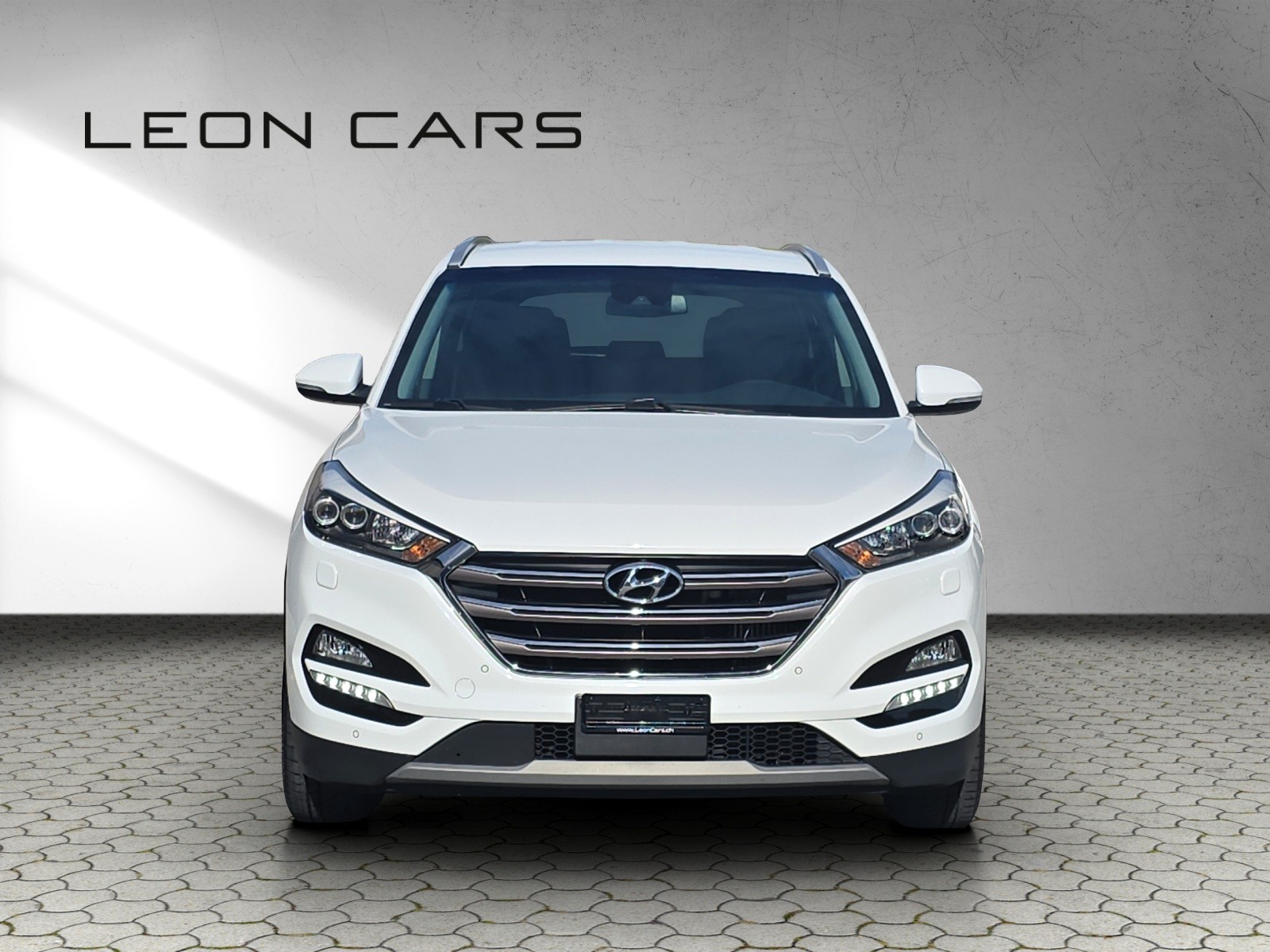 HYUNDAI Tucson 2.0 CRDI Plena 4WD Automatic-image-1