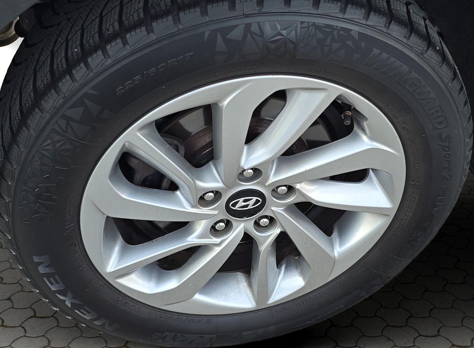 HYUNDAI Tucson 2.0 CRDI Plena 4WD Automatic-image-8