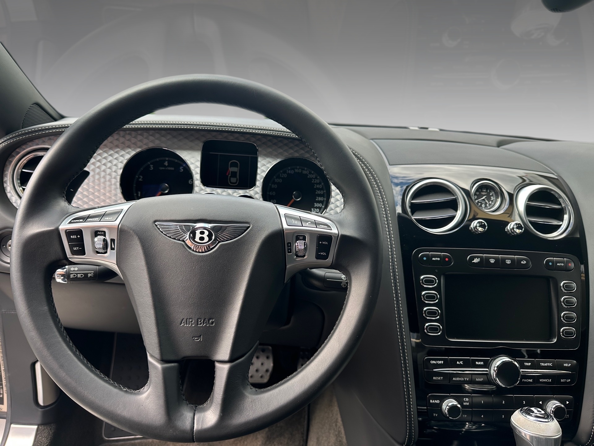 BENTLEY Continental GT Speed 6.0-image-8