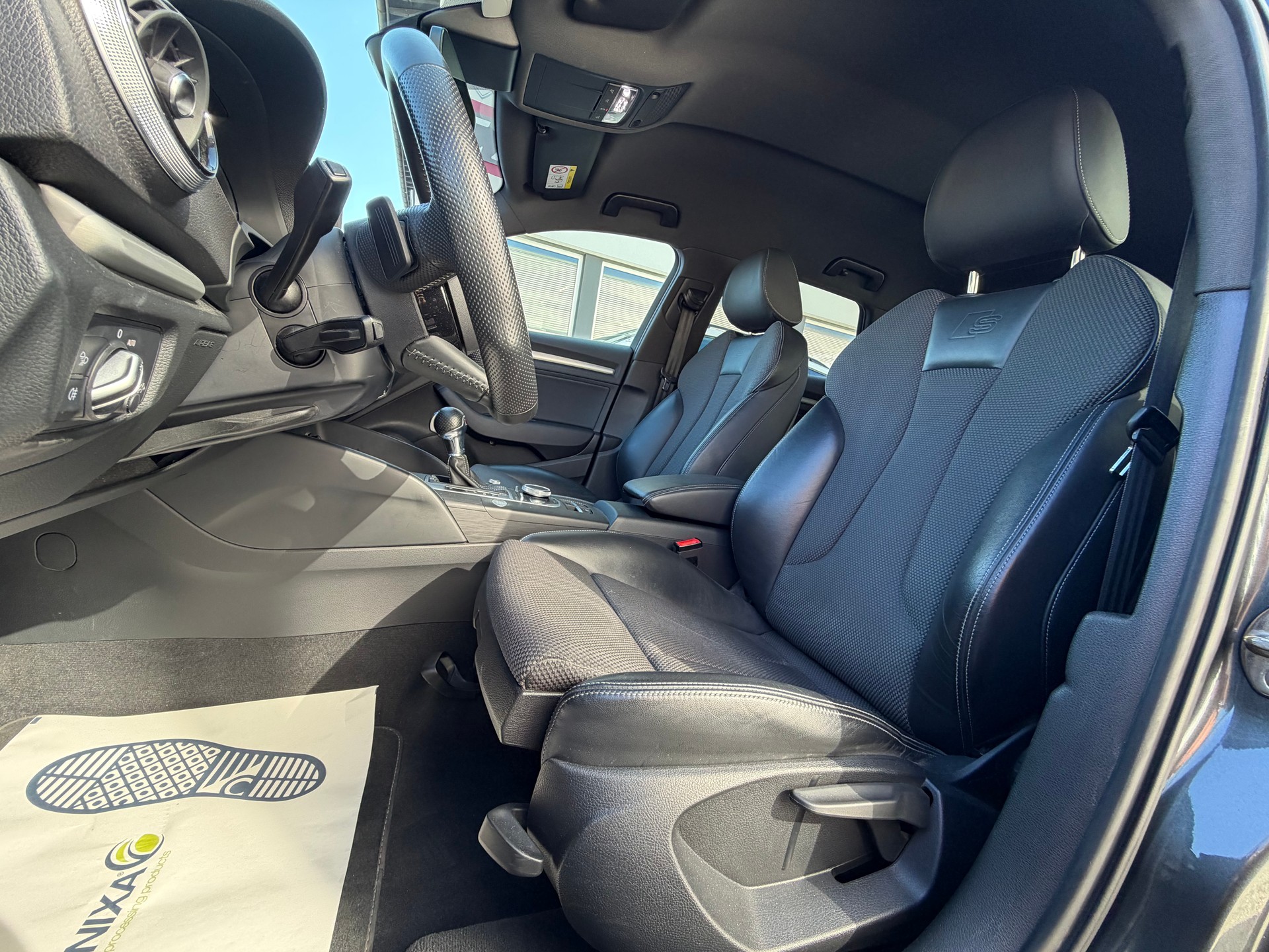 AUDI A3 Sportback 35 TFSI Sport S-tronic-image-6