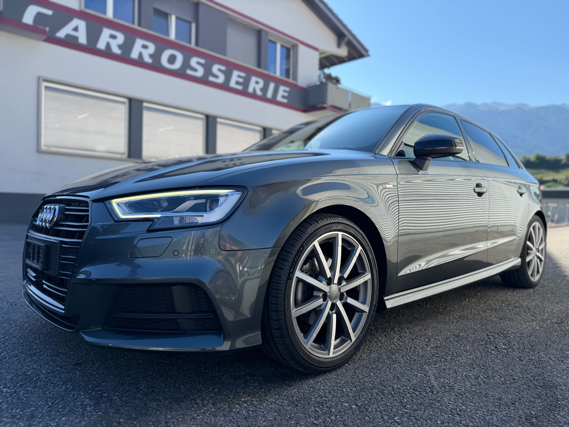 AUDI A3 Sportback 35 TFSI Sport S-tronic-image-0