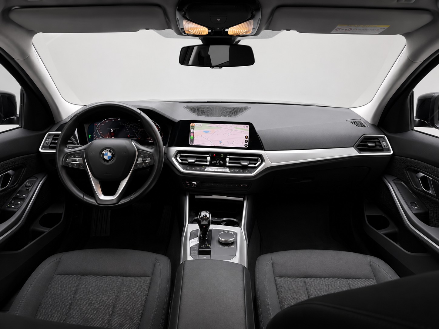 BMW 318i Steptronic-image-12