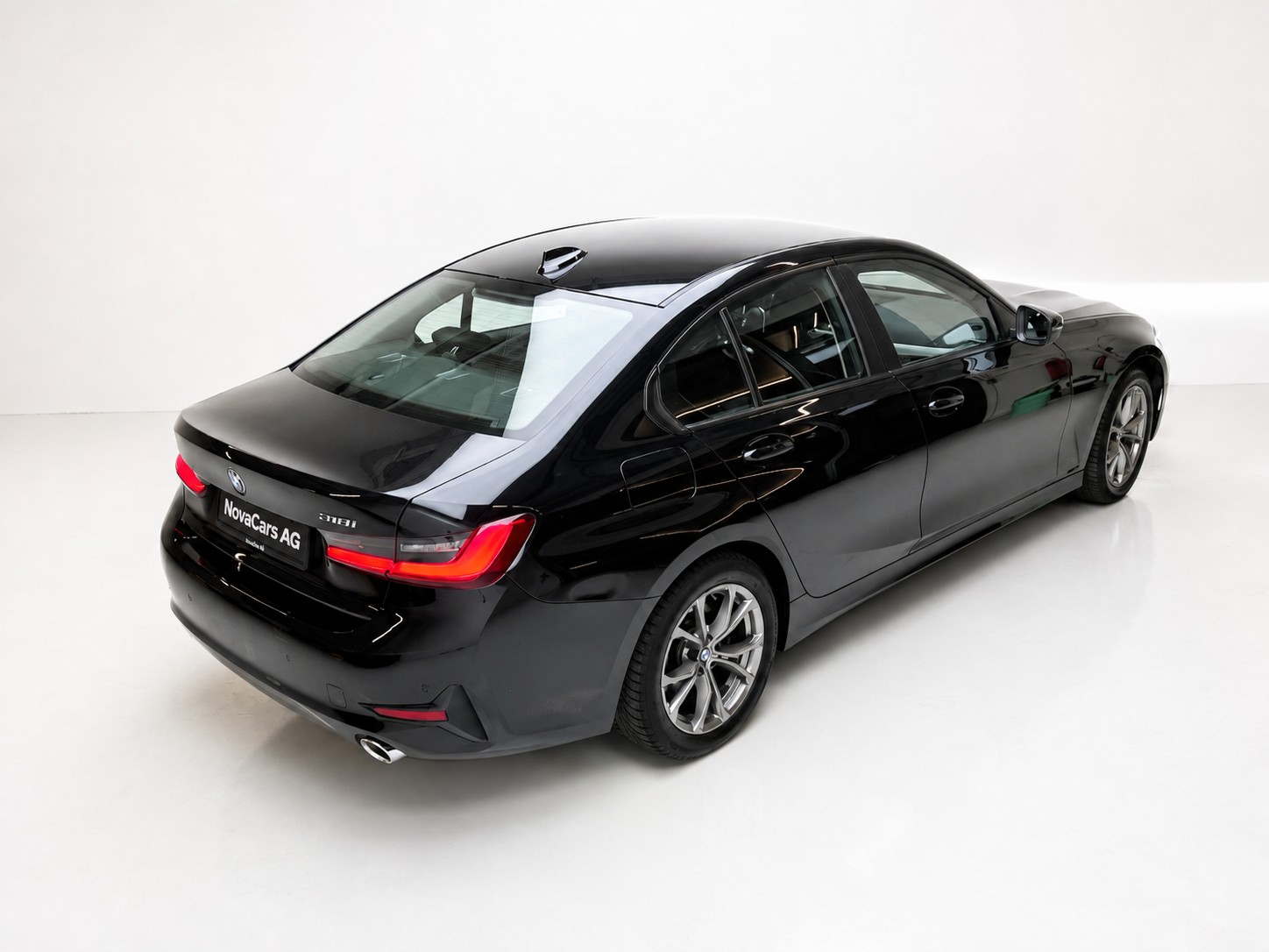BMW 318i Steptronic-image-6
