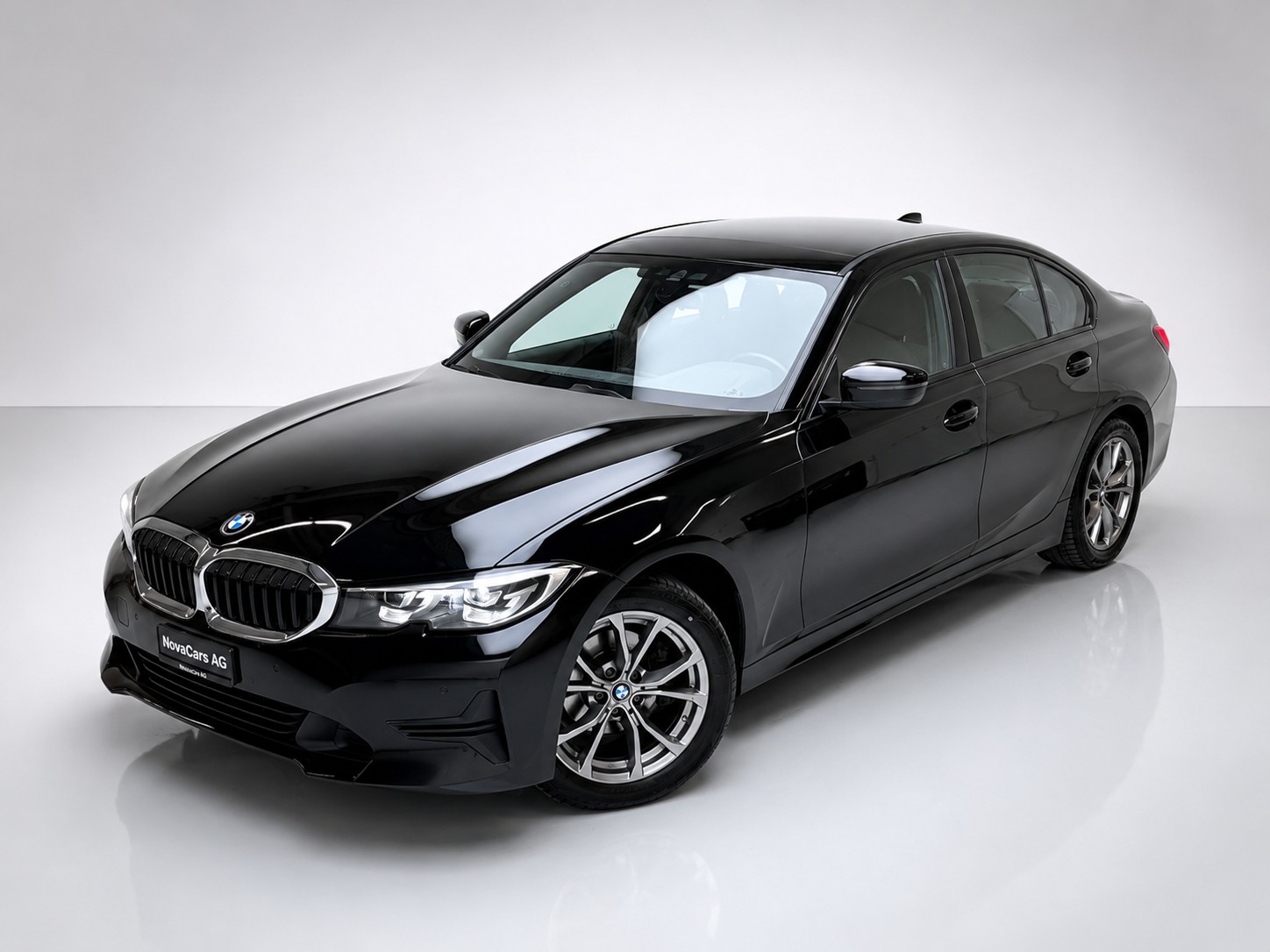 BMW 318i Steptronic-image-0