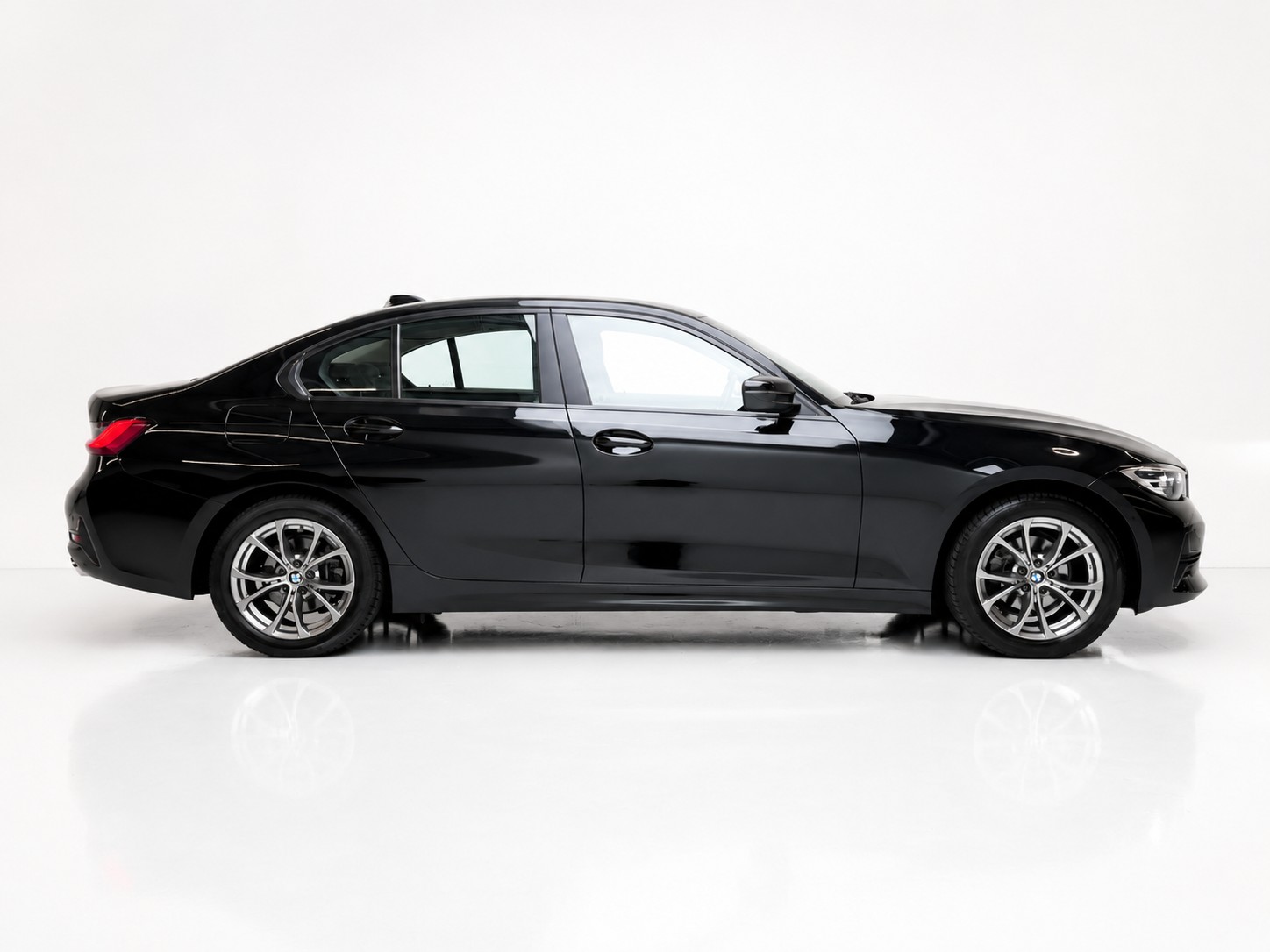 BMW 318i Steptronic-image-7
