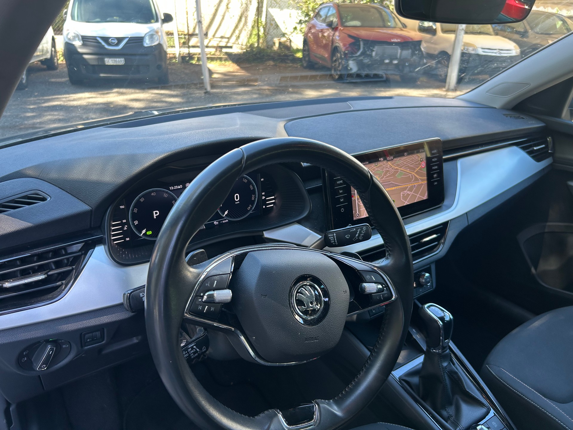 SKODA Scala 1.5 TSI ACT Ambition DSG-image-12