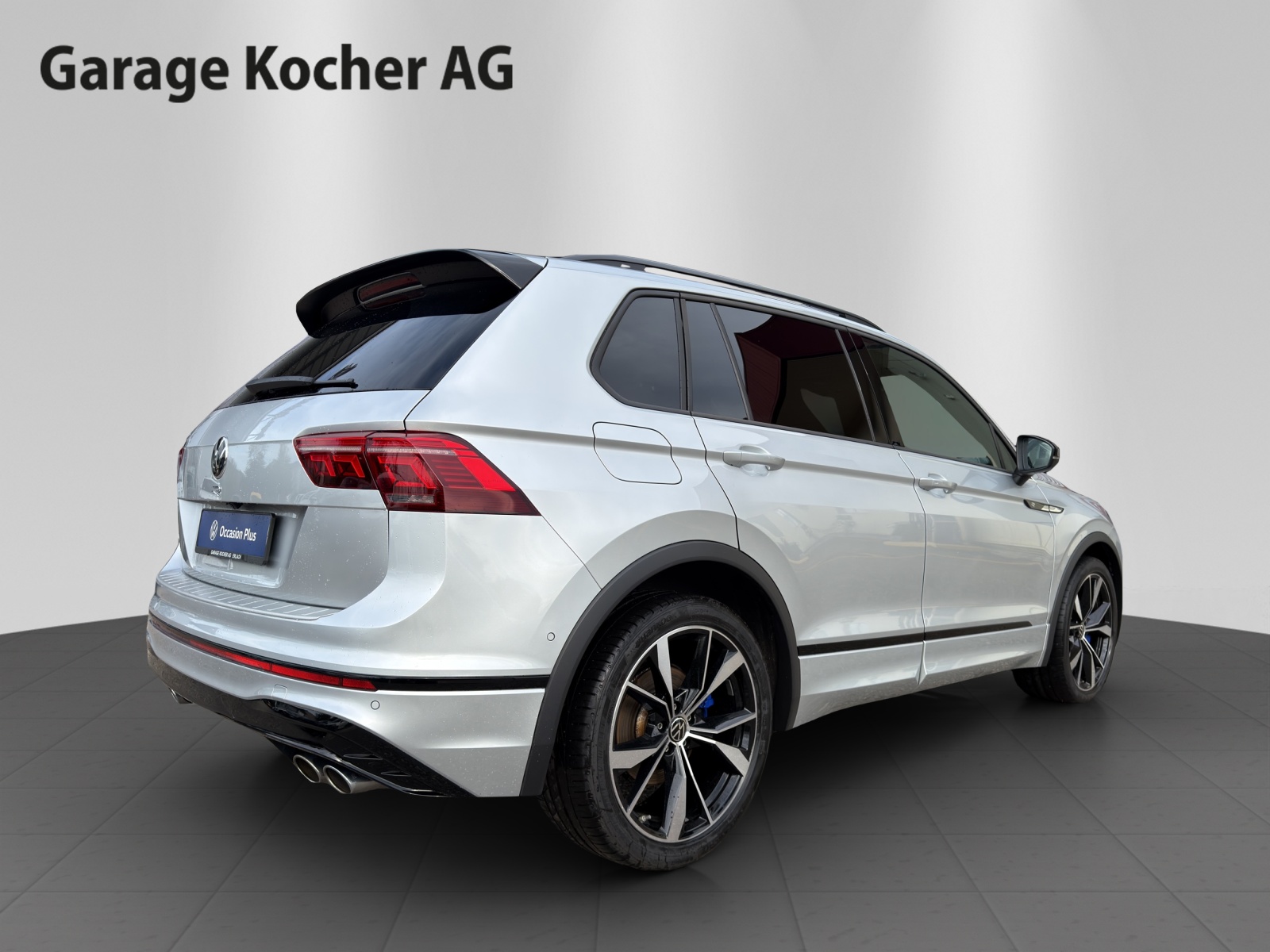 VW Tiguan 2.0TSI R 4Motion DSG-image-5