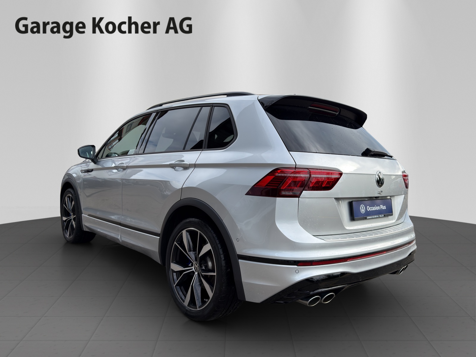 VW Tiguan 2.0TSI R 4Motion DSG-image-4