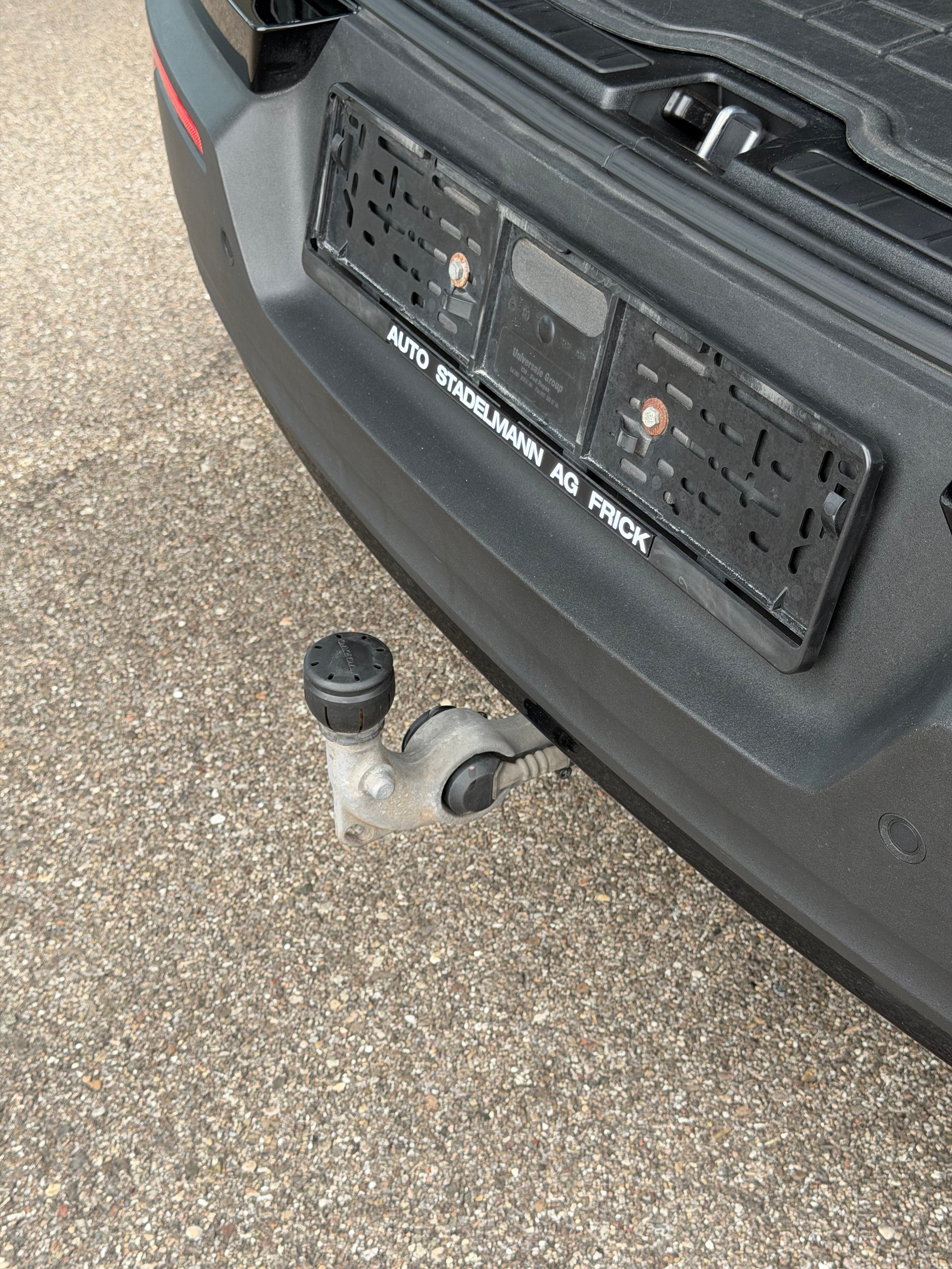 VOLVO XC40 P8 Twin Pro AWD ***Anhängerkupplung 1500Kg***-image-13