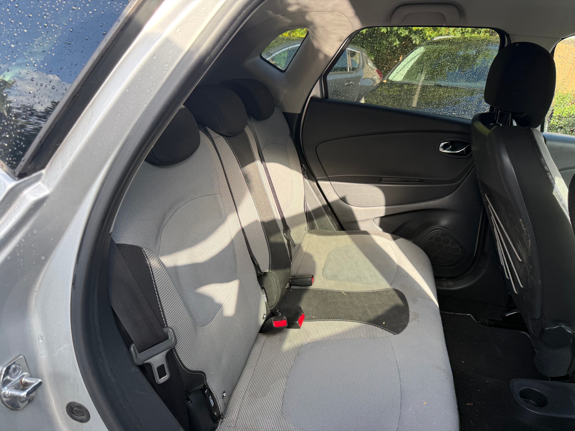 RENAULT Captur 1.5 dCi Privilège-image-6