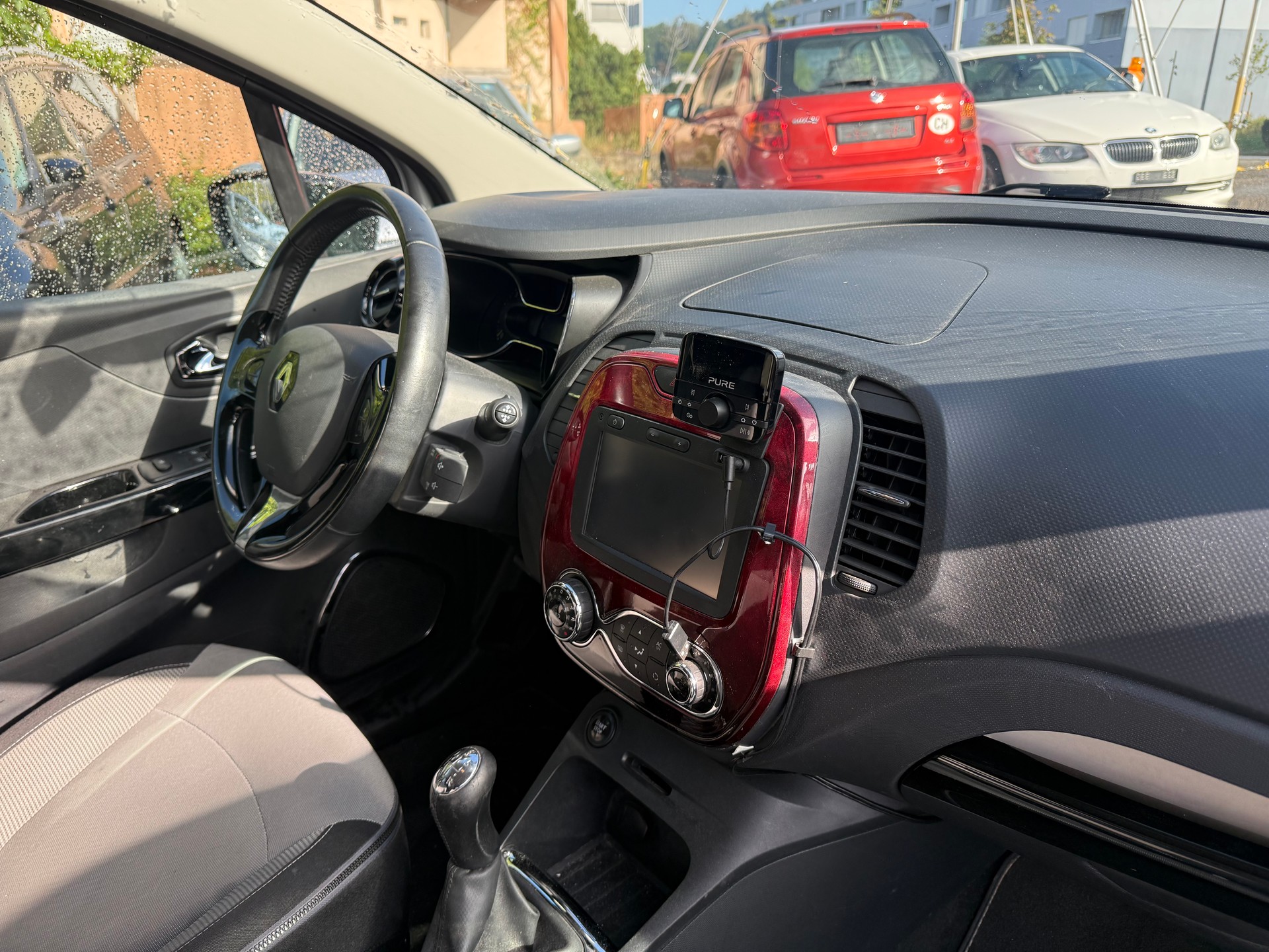 RENAULT Captur 1.5 dCi Privilège-image-8