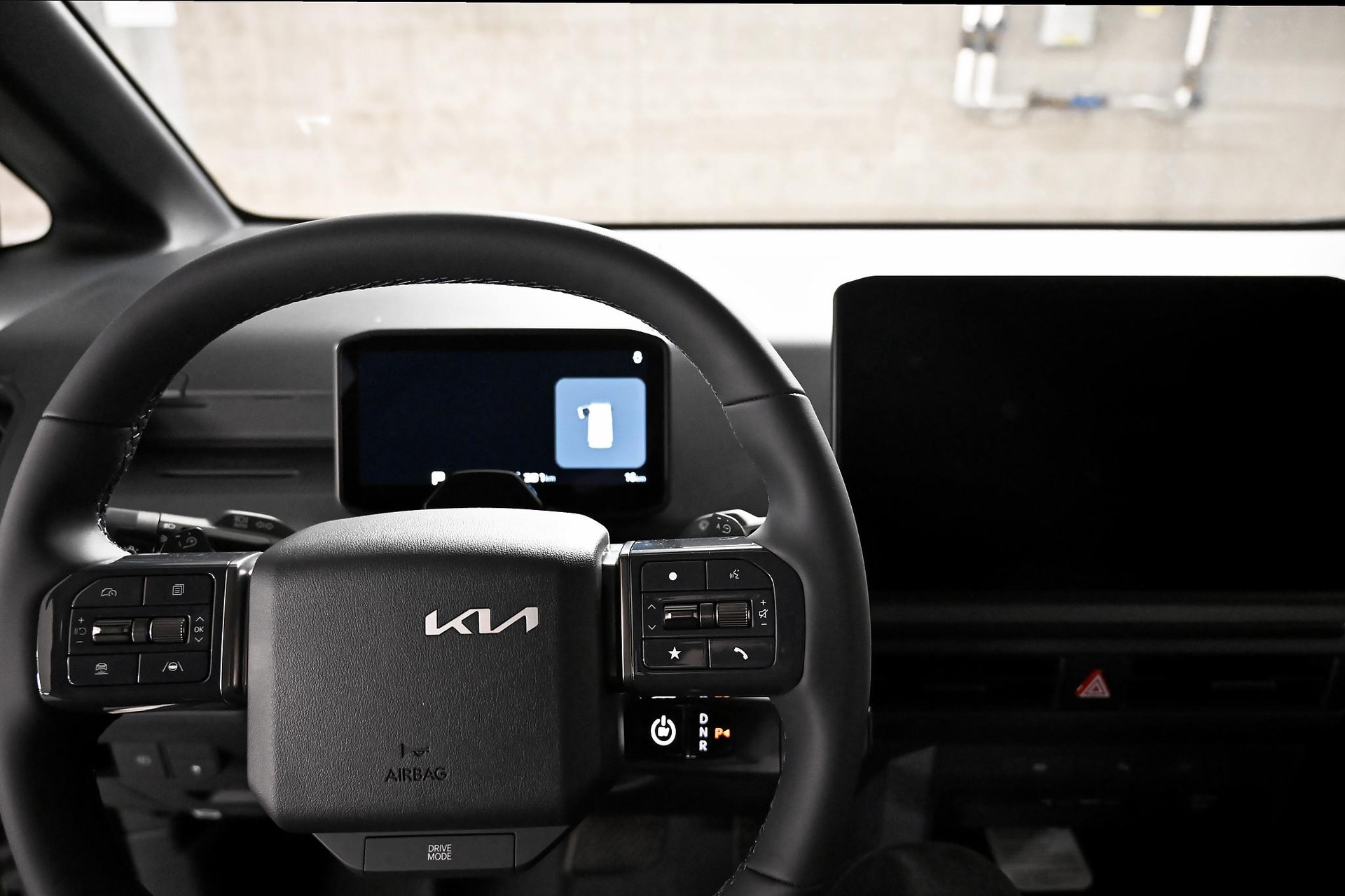 KIA PV5 Cargo 71.2 kWh Plus-image-10