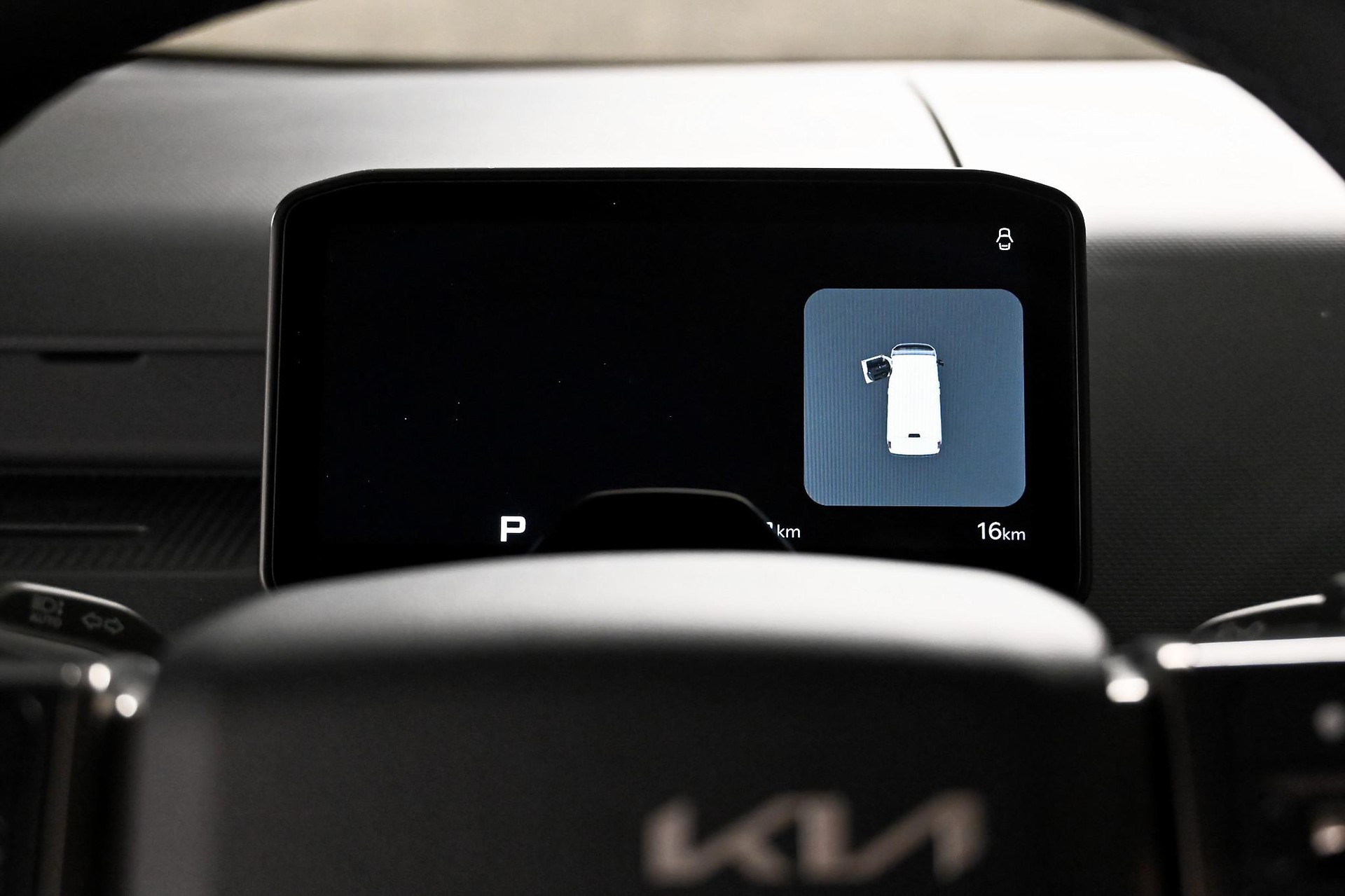 KIA PV5 Cargo 71.2 kWh Plus-image-11