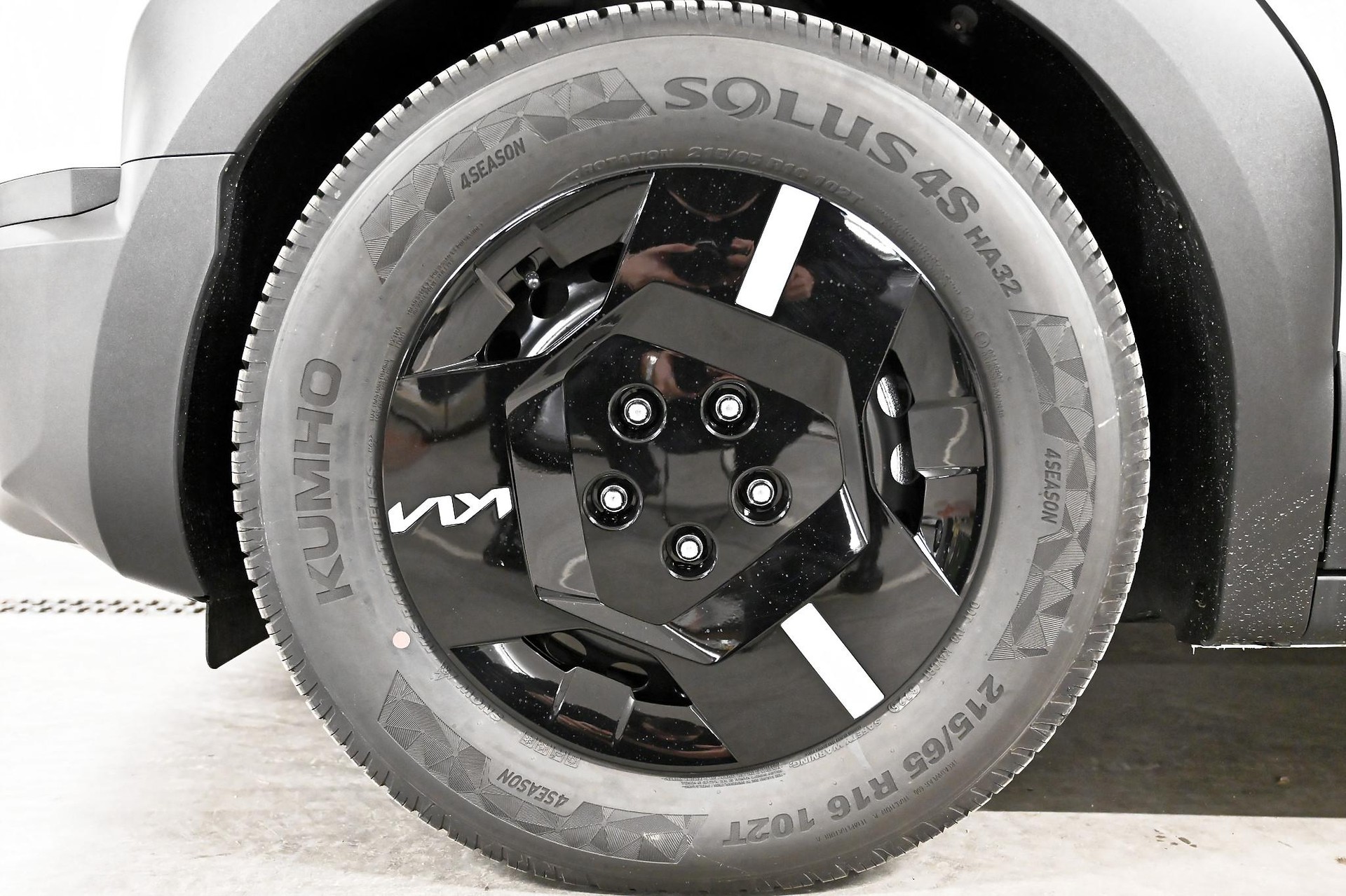 KIA PV5 Cargo 71.2 kWh Plus-image-5