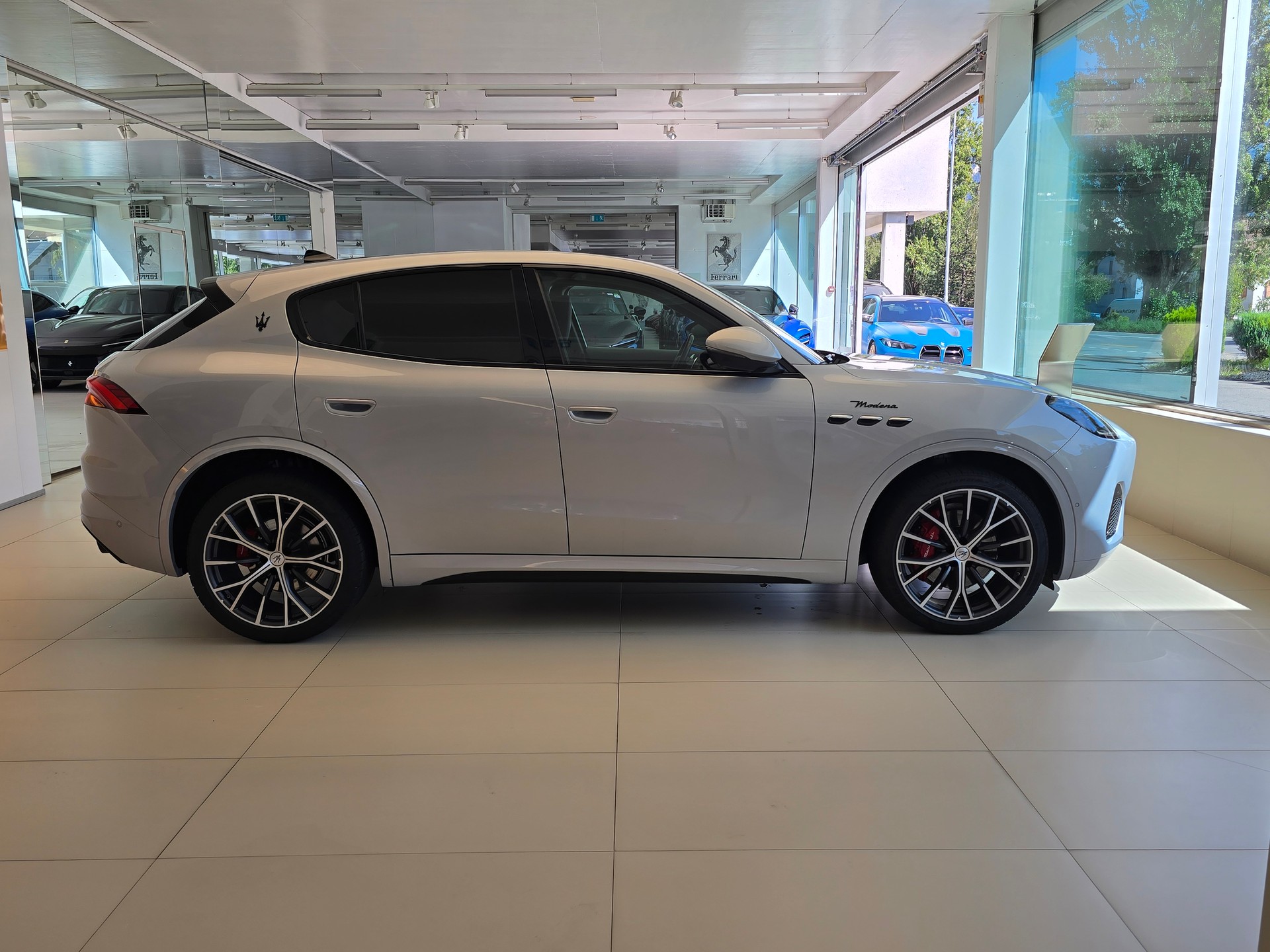 MASERATI Grecale 2.0 MHEV Modena Hybrid Automatica-image-3