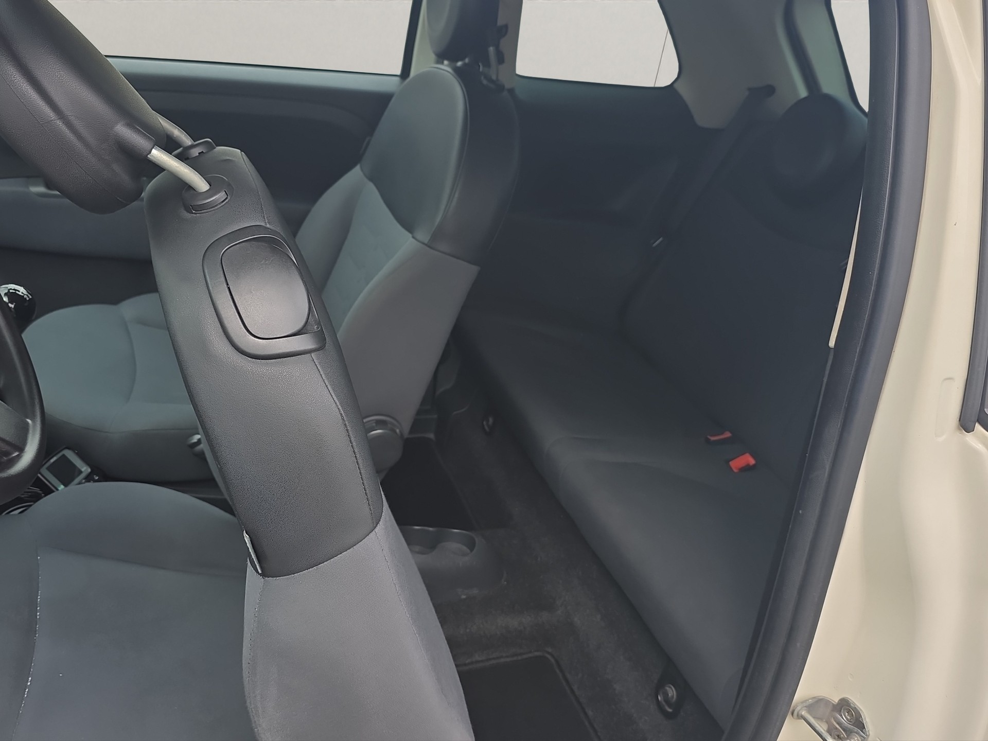 FIAT 500 1.2 Lounge-image-9