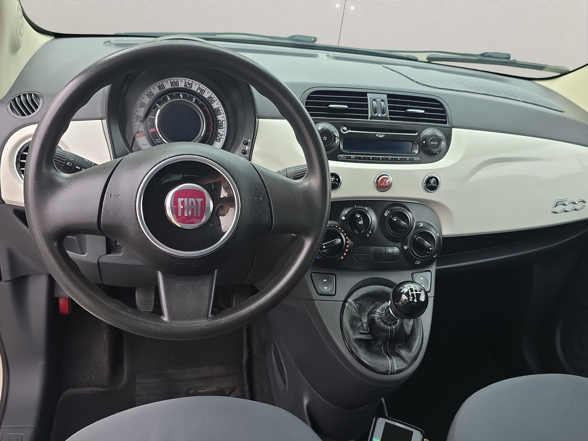 FIAT 500 1.2 Lounge-image-10