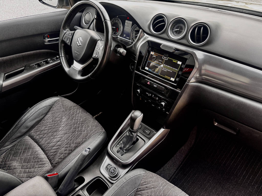 SUZUKI Vitara 1.4 T Compact Top Hybrid 4x4-image-12