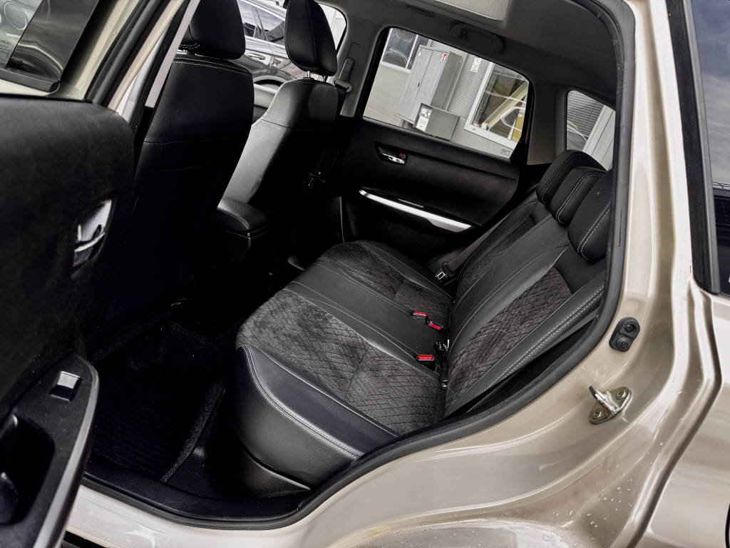 SUZUKI Vitara 1.4 T Compact Top Hybrid 4x4-image-10