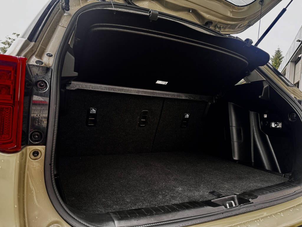 SUZUKI Vitara 1.4 T Compact Top Hybrid 4x4-image-15