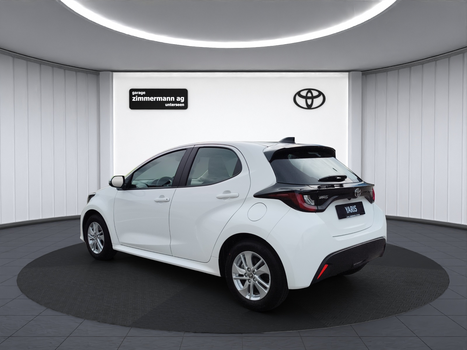TOYOTA Yaris 1.5 VVT-i HSD Comfort-image-9
