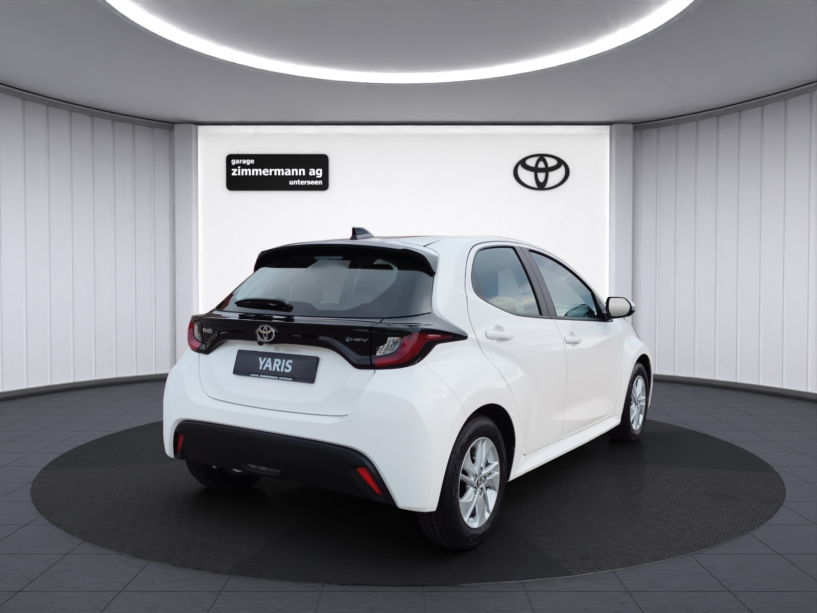 TOYOTA Yaris 1.5 VVT-i HSD Comfort-image-6