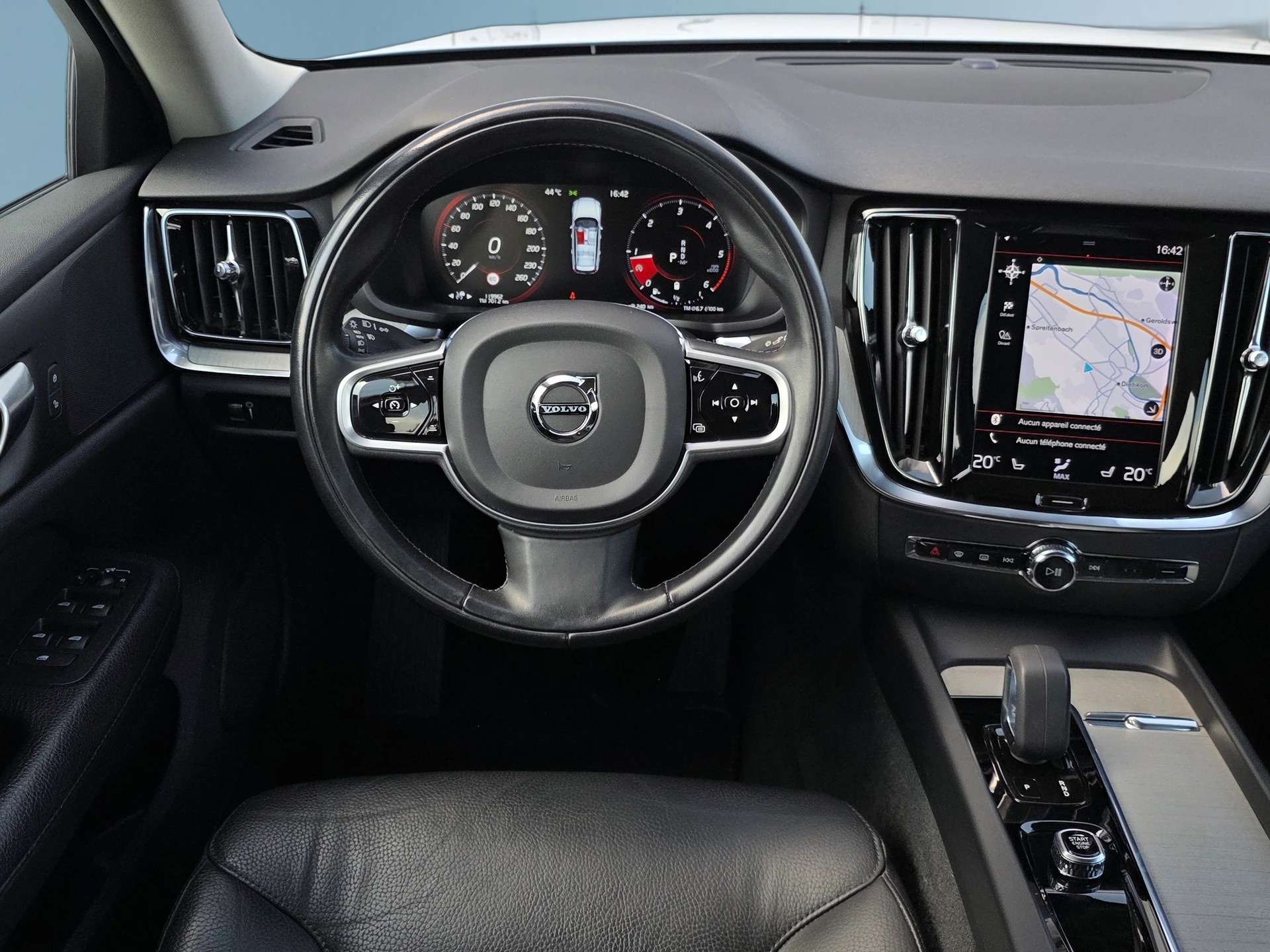 VOLVO VOLVO V60 Cross Country B4 D AWD Geartronic | CH-Fahrzeug | Gratis-Service bis 150'000 km | Top Zustand | Top Ausstattung-image-9