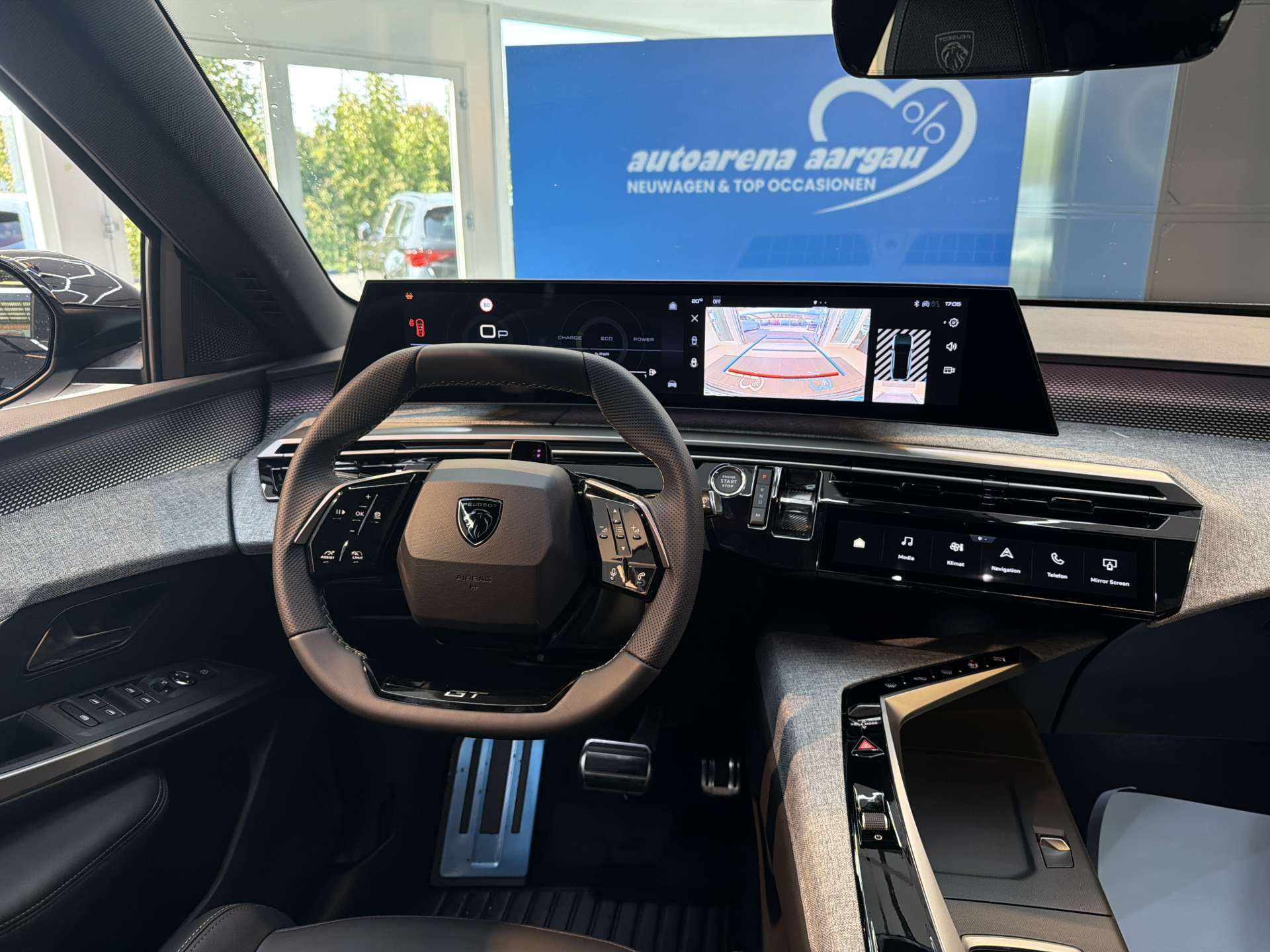 PEUGEOT 3008 145 GT Hybrid e-DCS-Automat-image-4