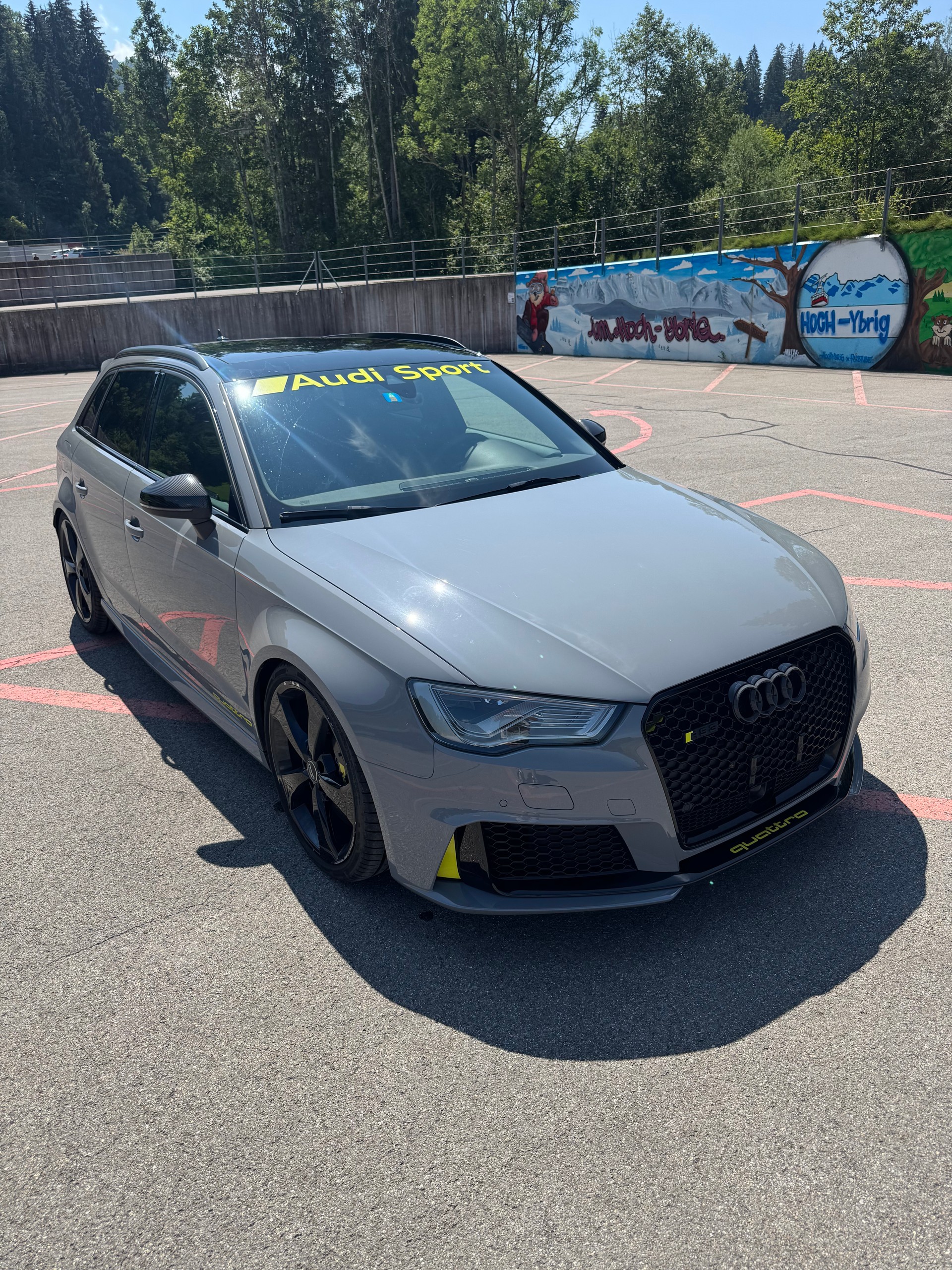 AUDI 2.5 T FSI quattro S-Tronic-image-2