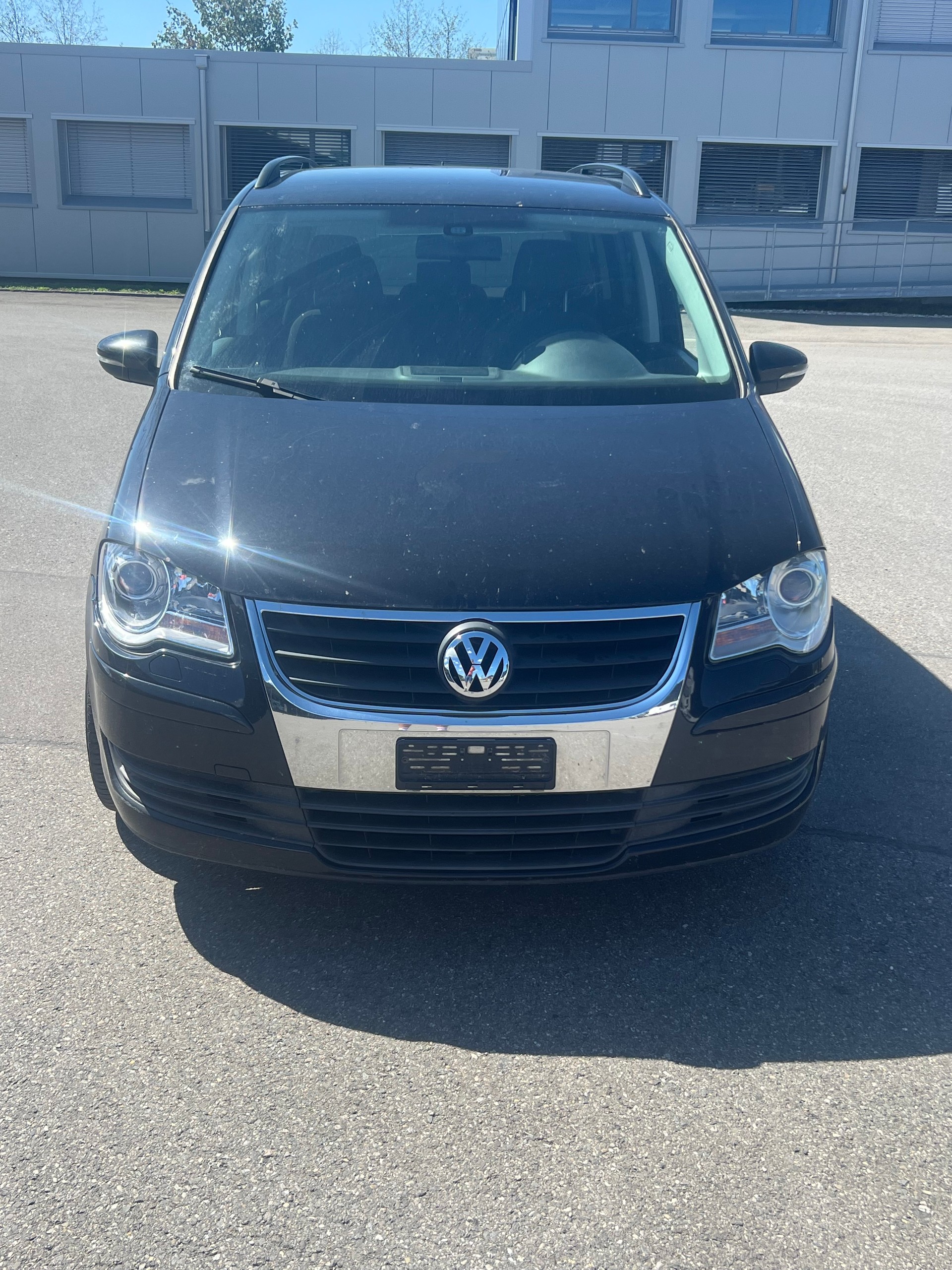 VW Touran 2.0 TDI Trendline-image-0