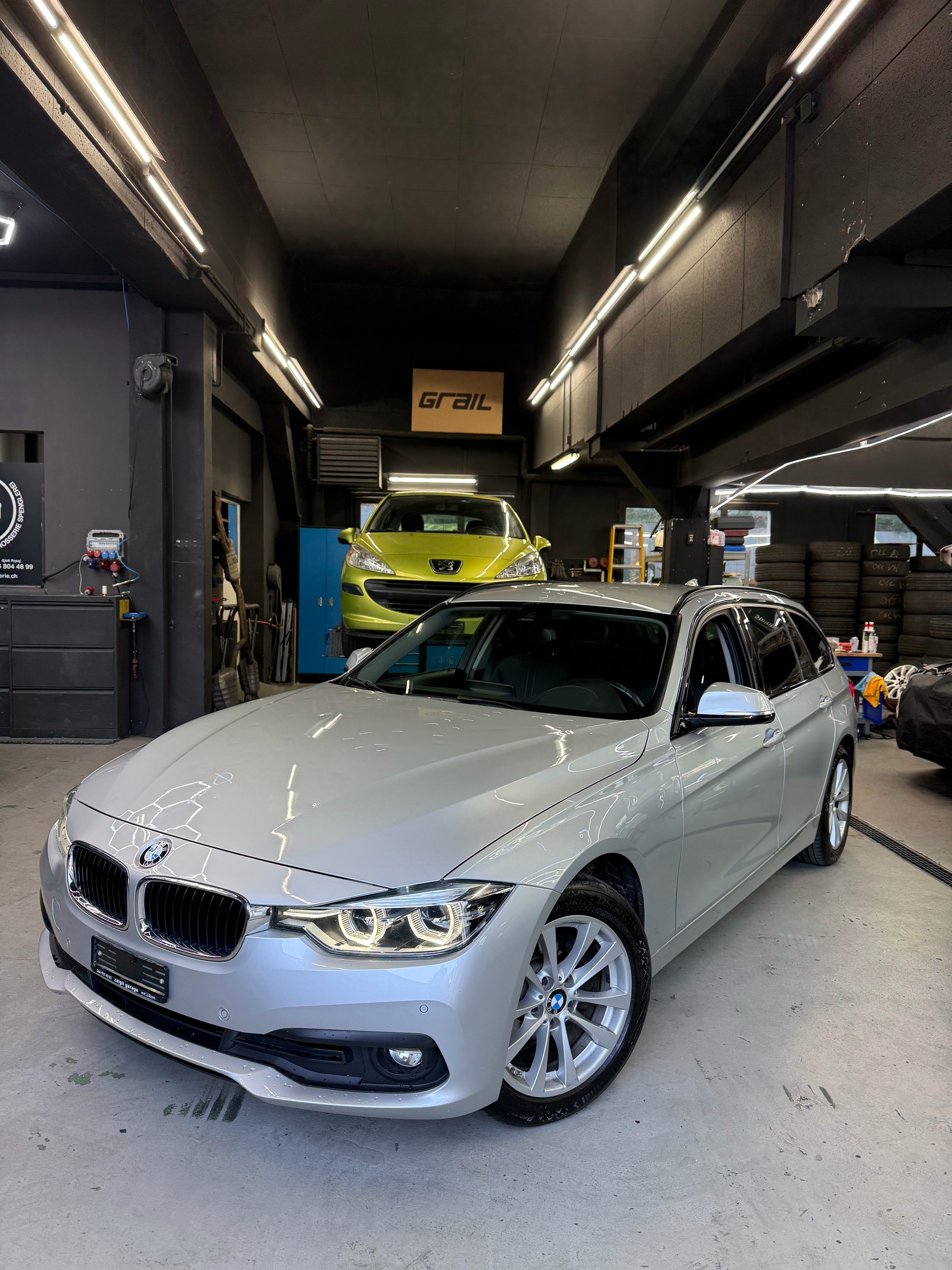 BMW 318d Touring M Sport Line Steptronic-image-1