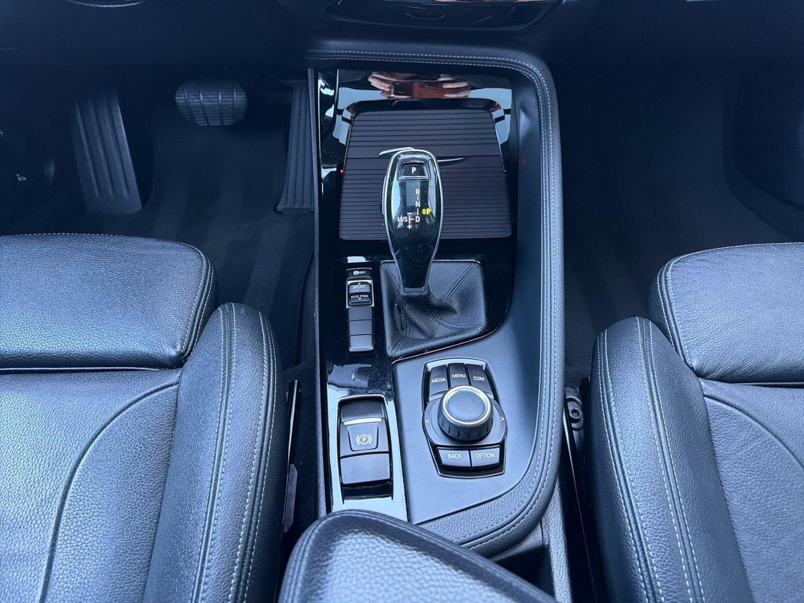 BMW X1 18i sDrive X-line (CH) ** Action Leasing à 2.88% Jusqu'au 30.09.2026 **-image-19