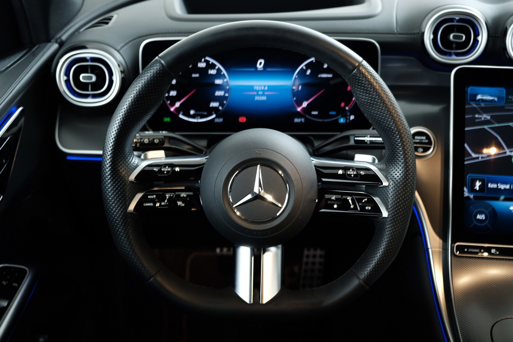 MERCEDES-BENZ GLC 220 d AMG Line 4Matic X254-image-7