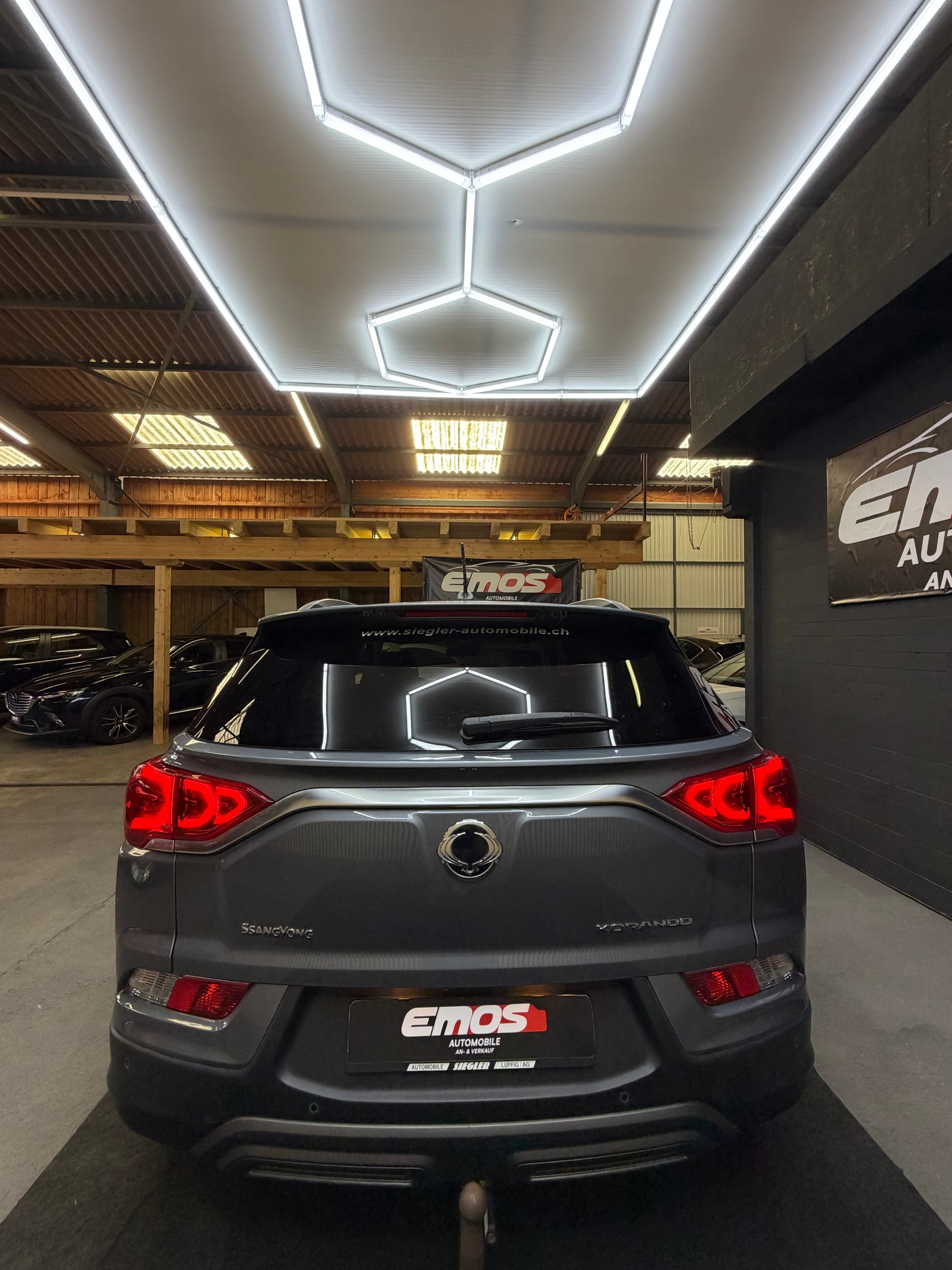 KGM-SsangYong Korando 1.6e Xdi Sapphire 4WD Automat-image-4