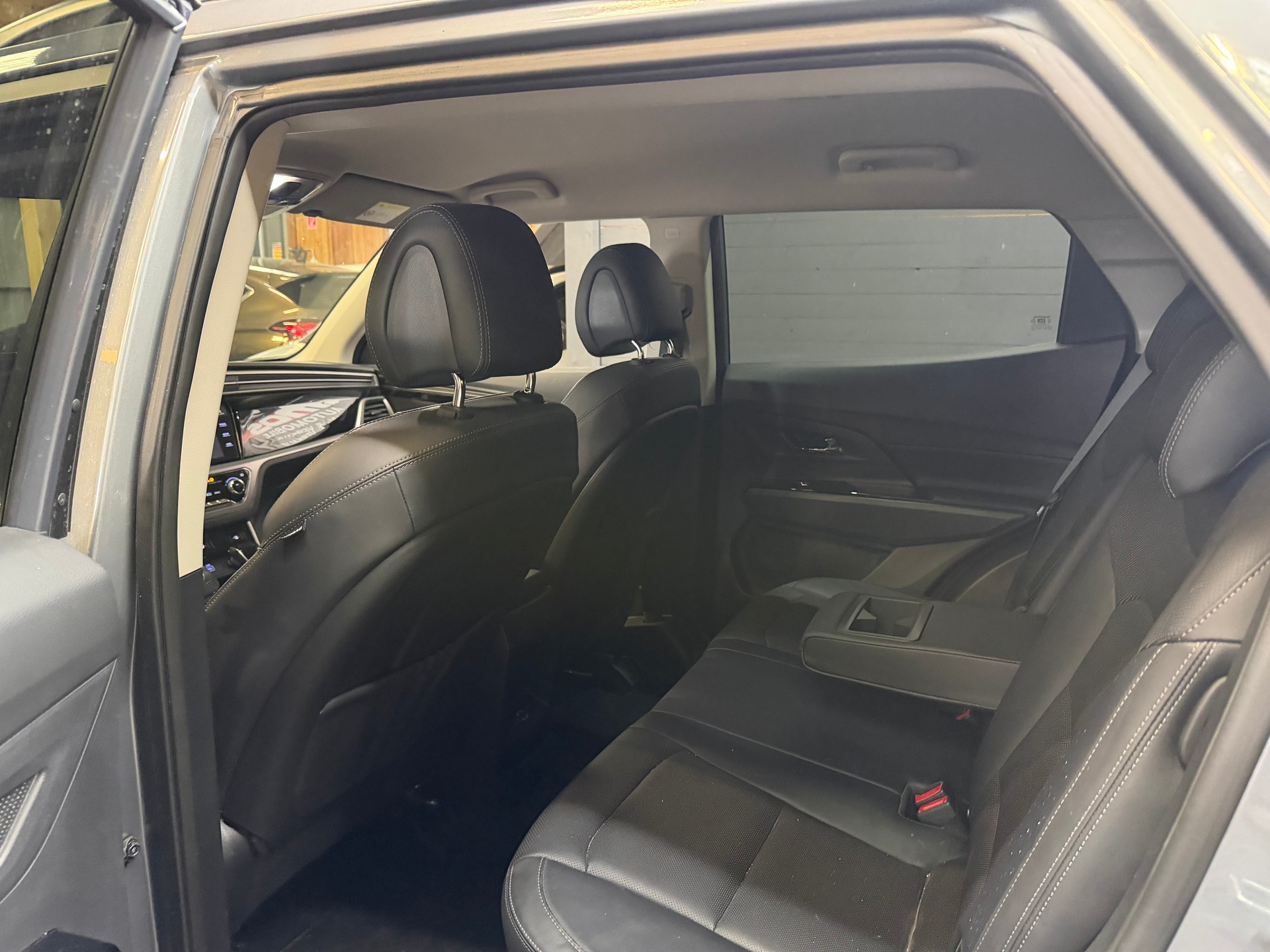 KGM-SsangYong Korando 1.6e Xdi Sapphire 4WD Automat-image-12