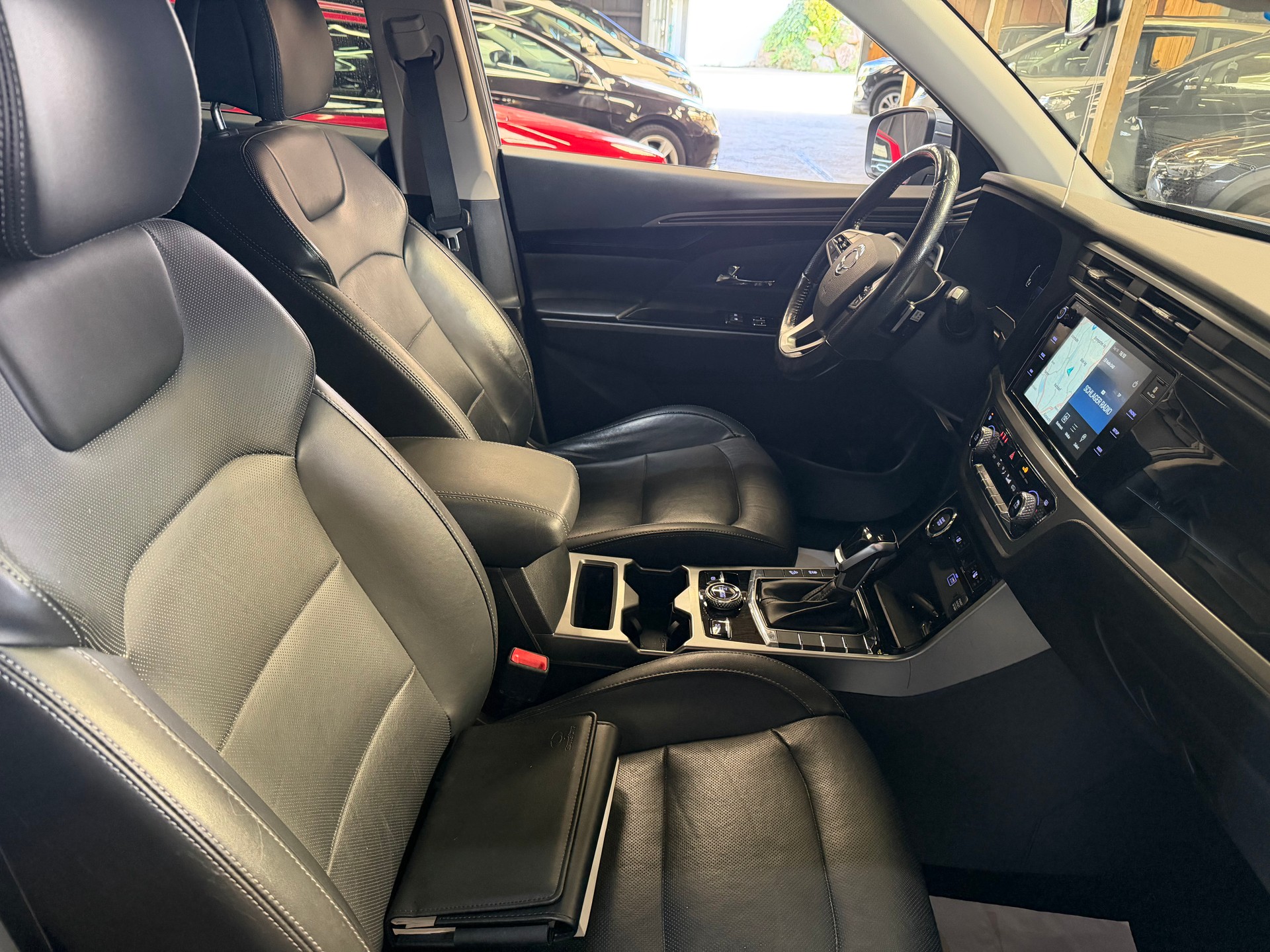 KGM-SsangYong Korando 1.6e Xdi Sapphire 4WD Automat-image-9