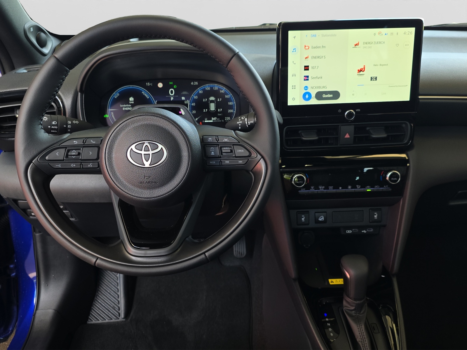 TOYOTA Yaris Cross 1.5 VVT-i HSD Premium AWD-i-image-10
