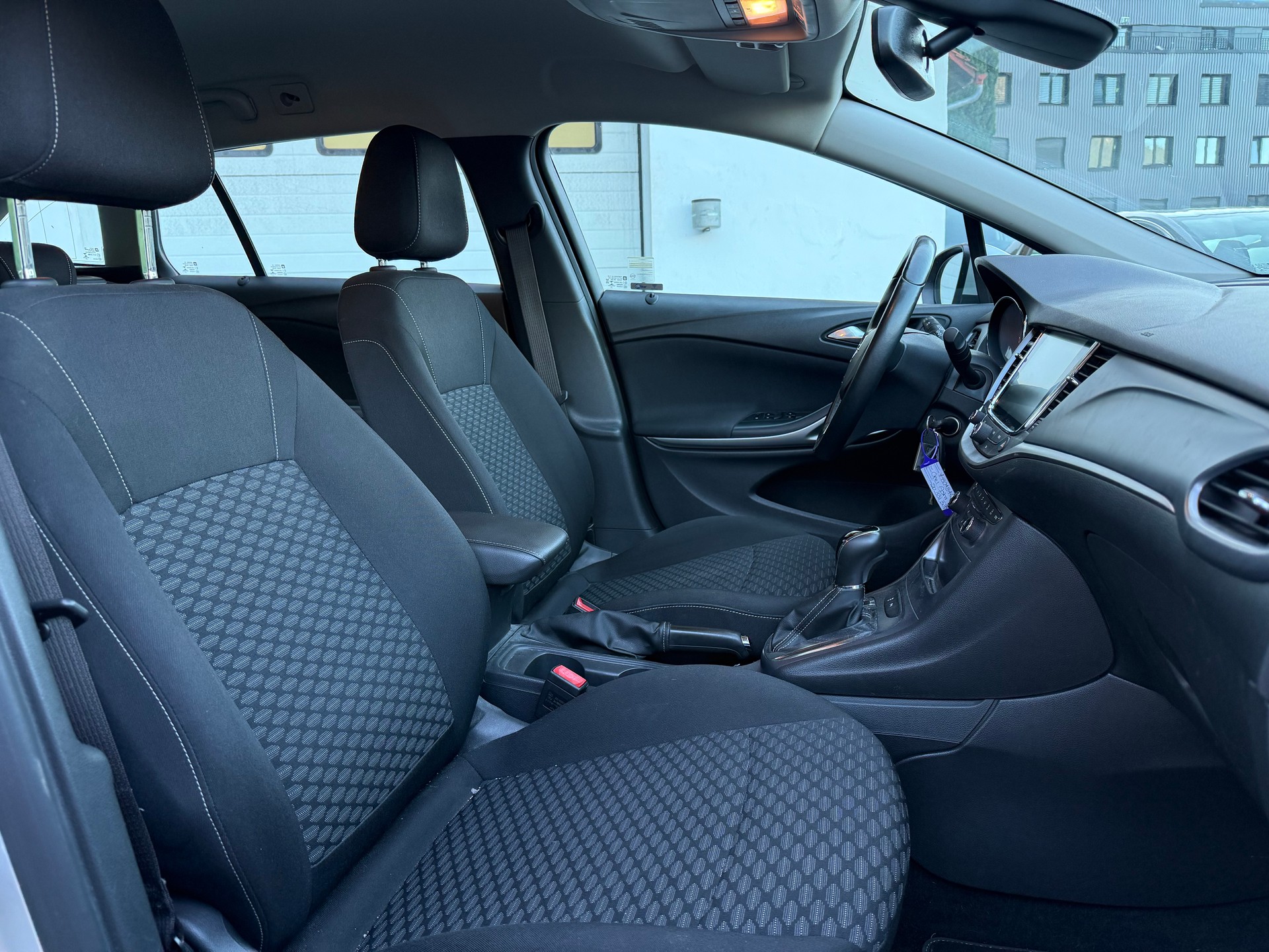 OPEL Astra Sports Tourer 1.6 CDTi ecoF Enjoy Automatic-image-14