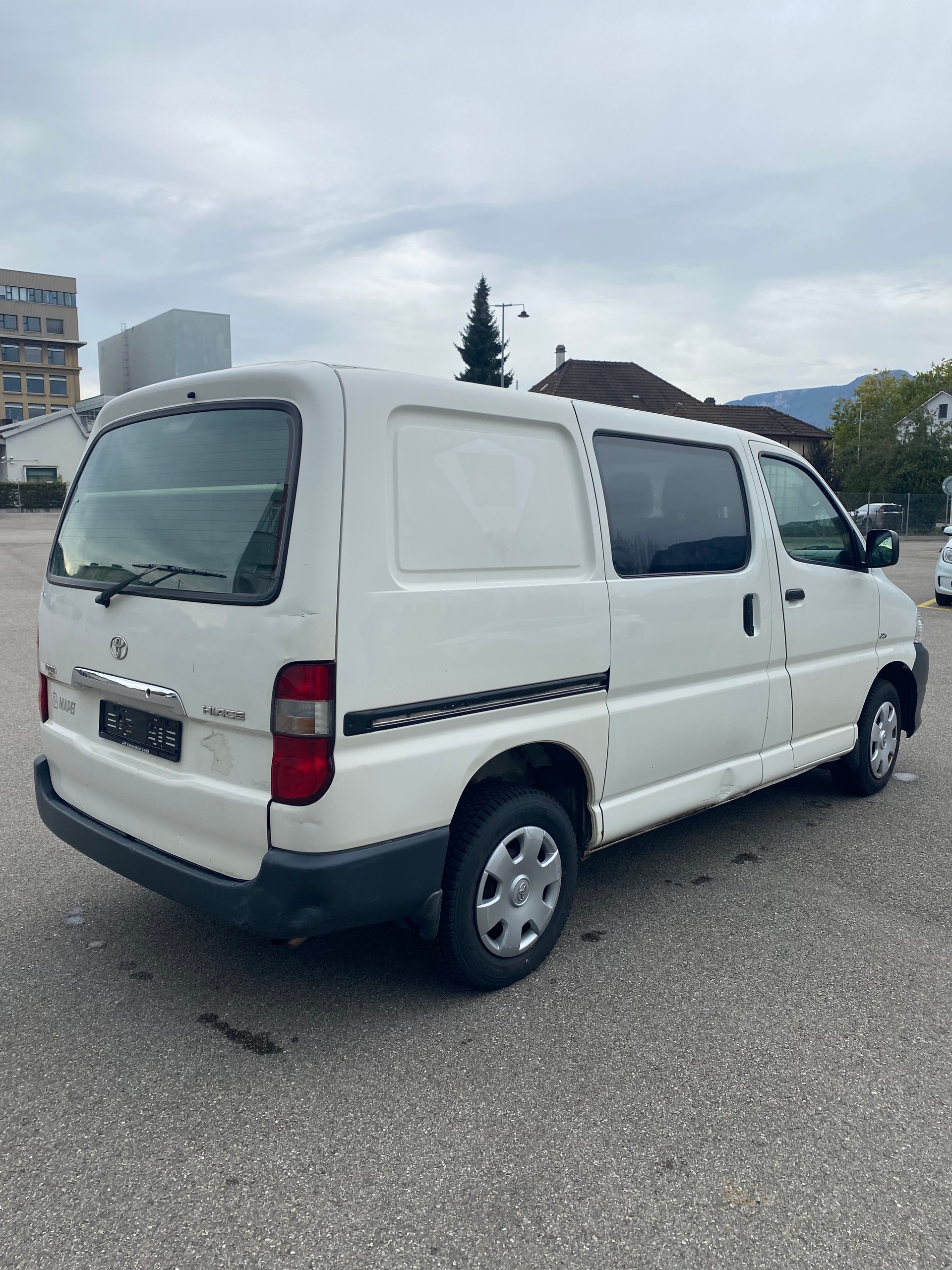 TOYOTA Hiace D-4D Van SWB-image-6