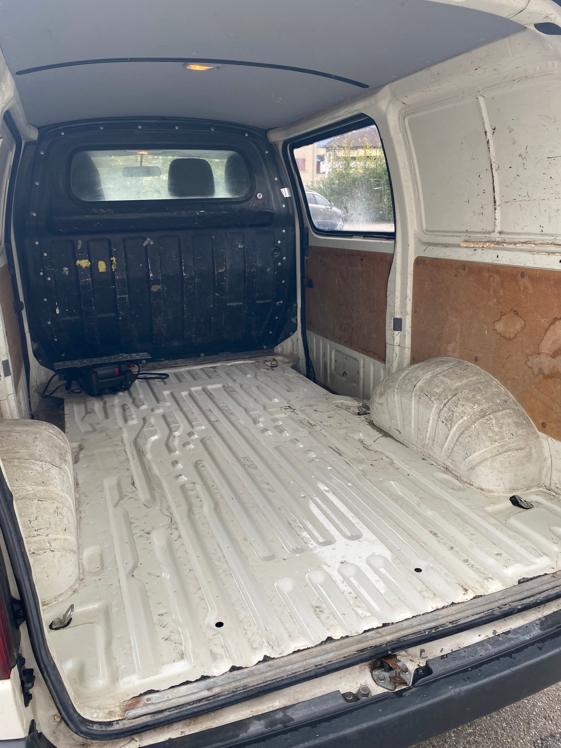 TOYOTA Hiace D-4D Van SWB-image-13