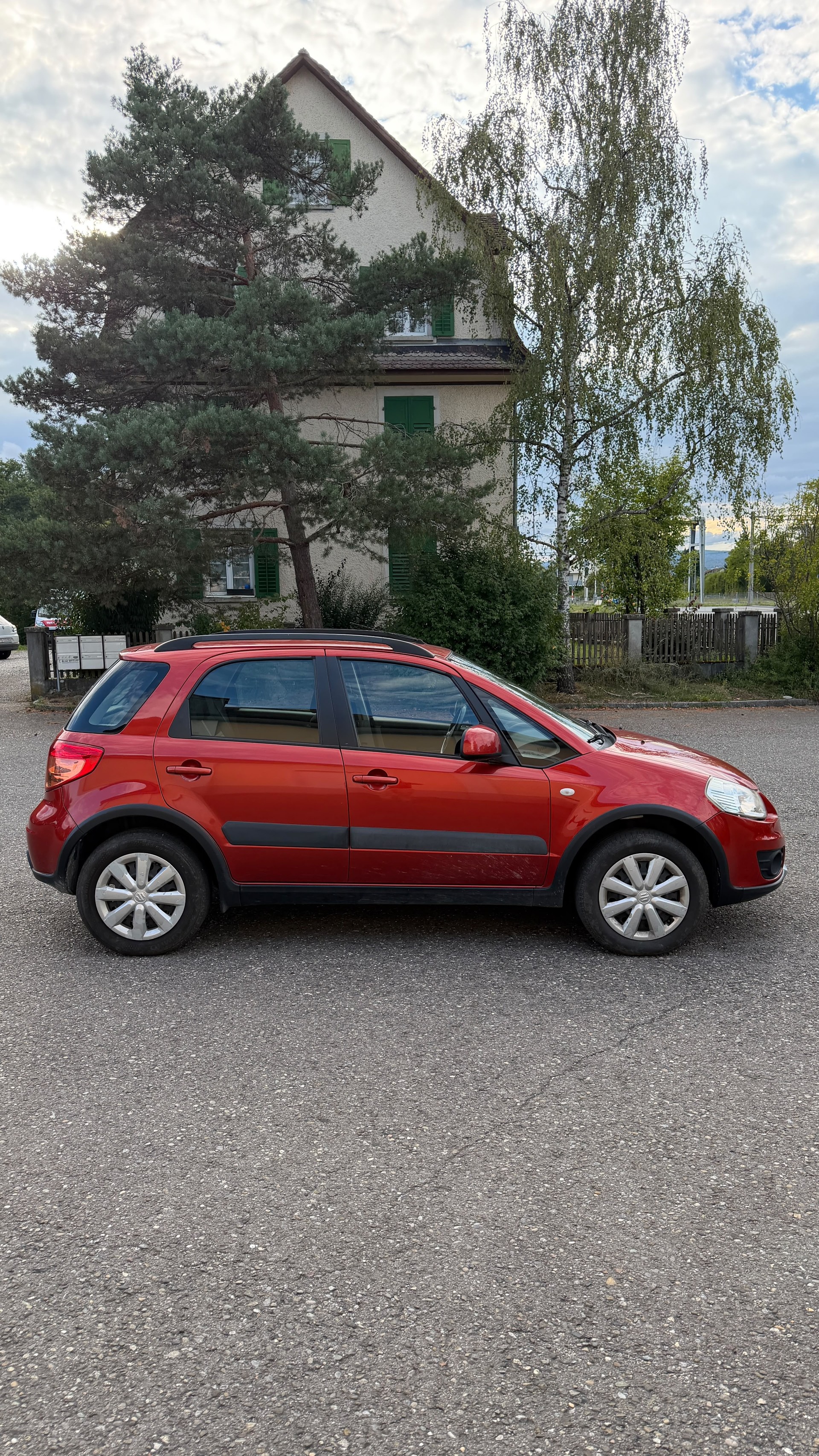 SUZUKI SX4-image-2