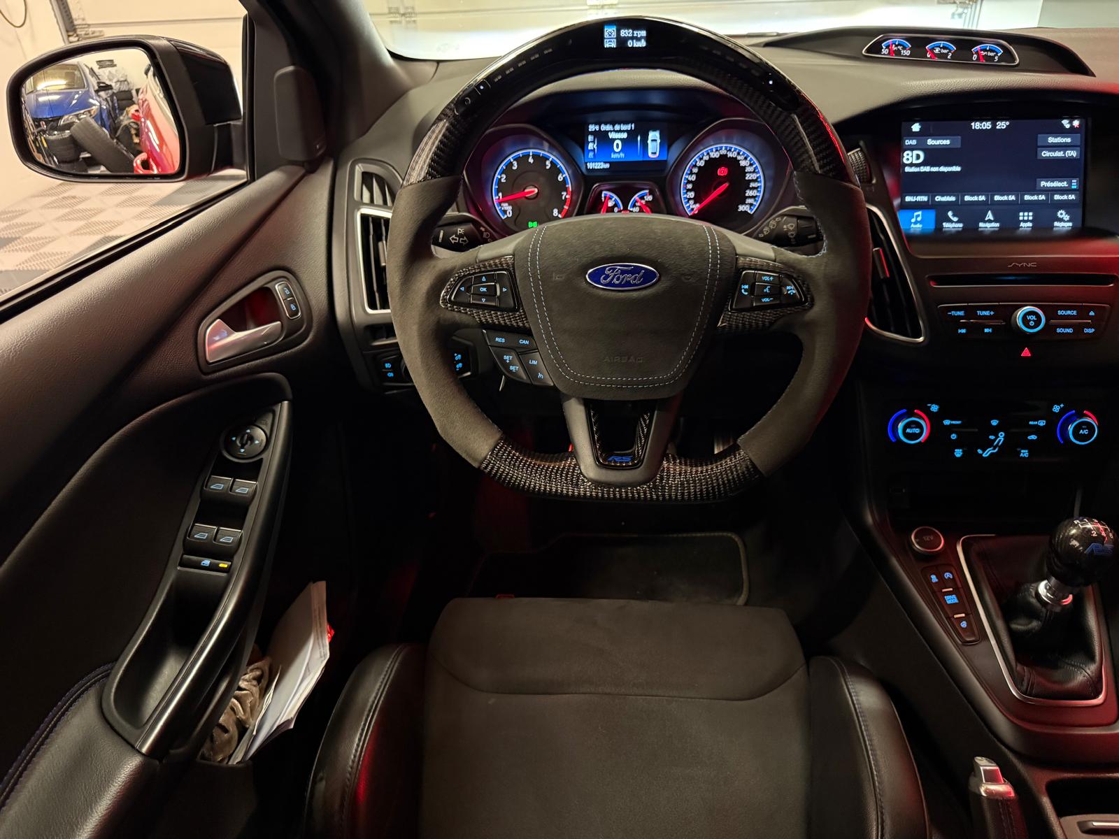 FORD Focus 2.3 EcoBoost RS+ AWD-image-15