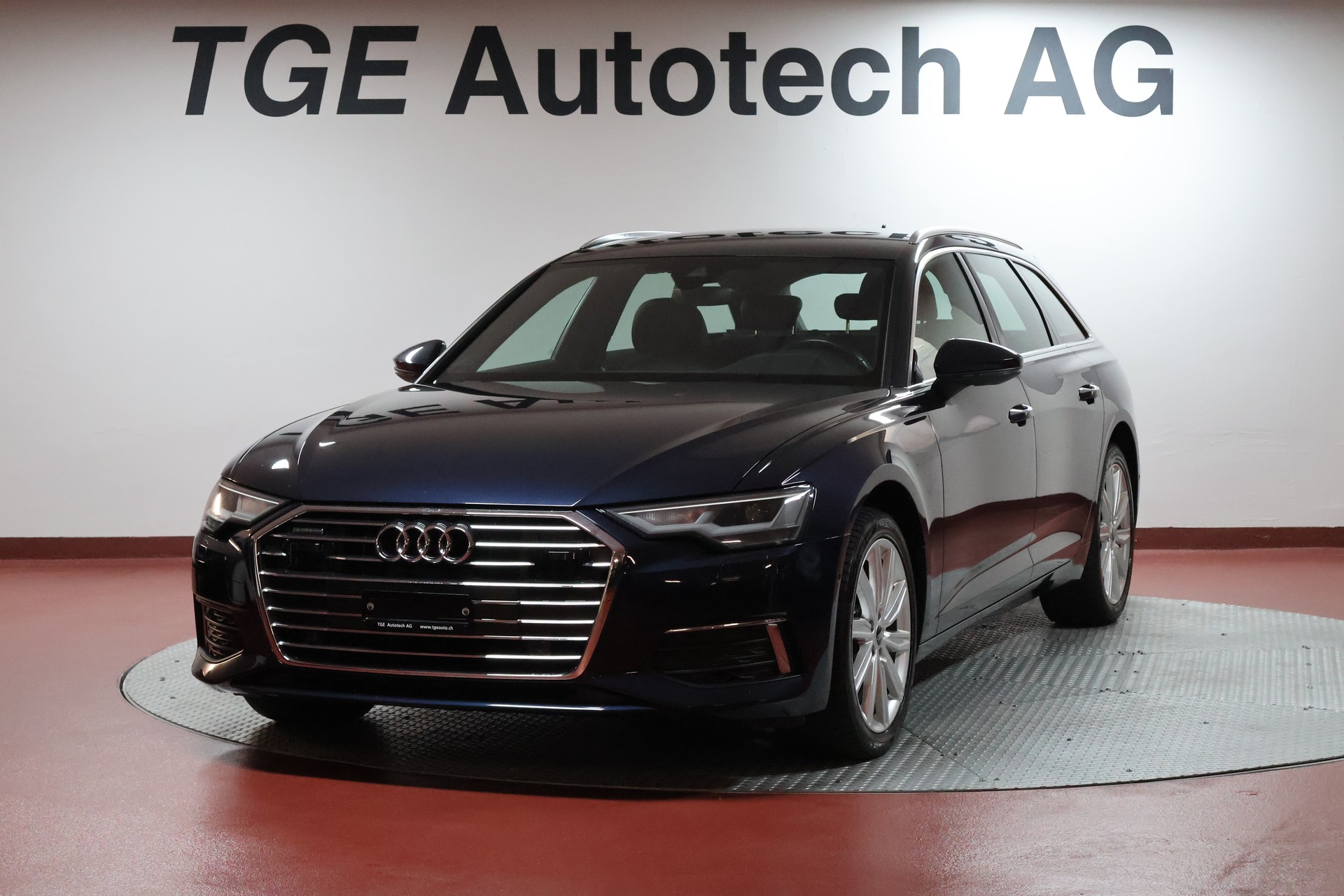 AUDI A6 Avant 40 TDI Sport Attraction quattro S-tronic-image-0